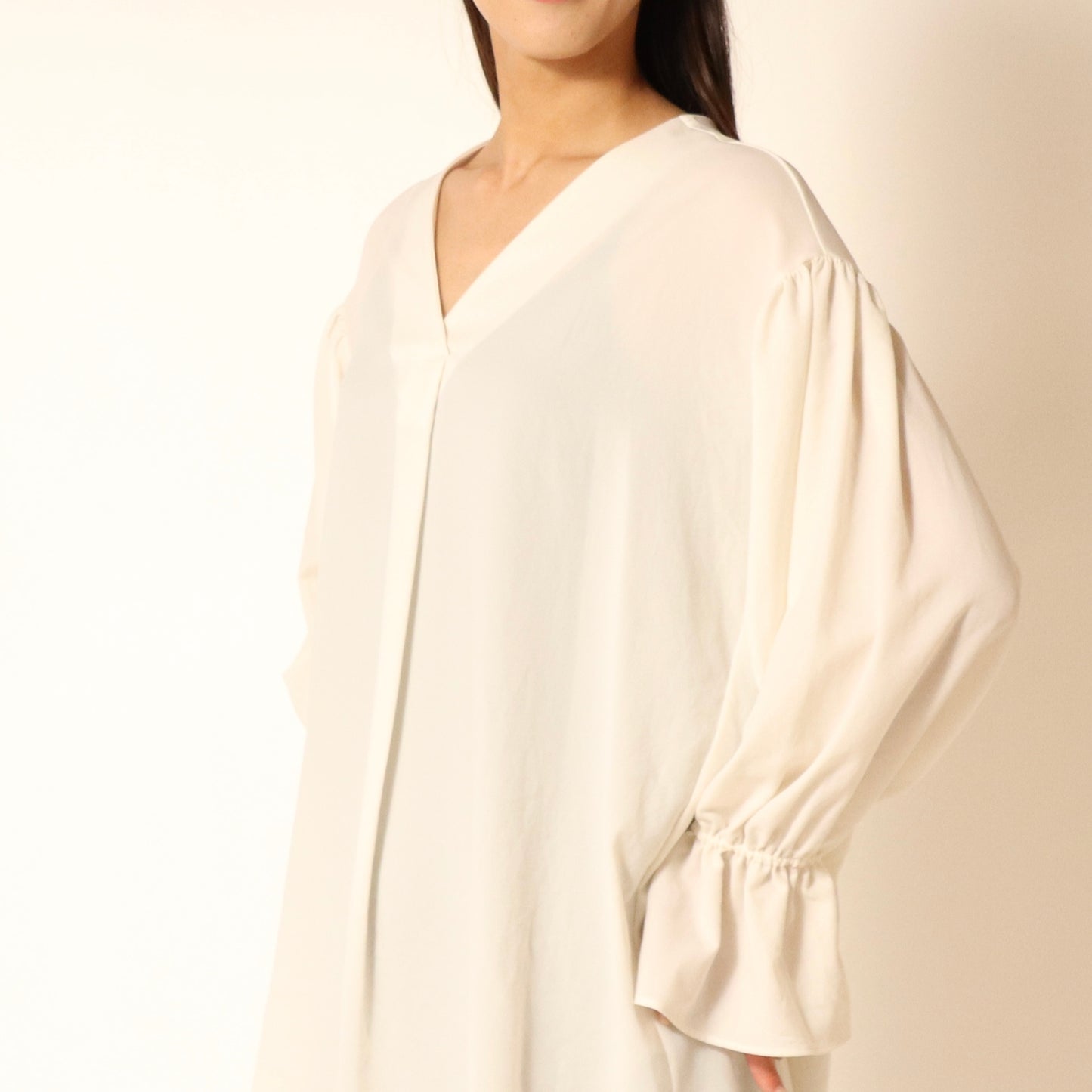 ストレッチシフォンワイドVネックブラウス 809408