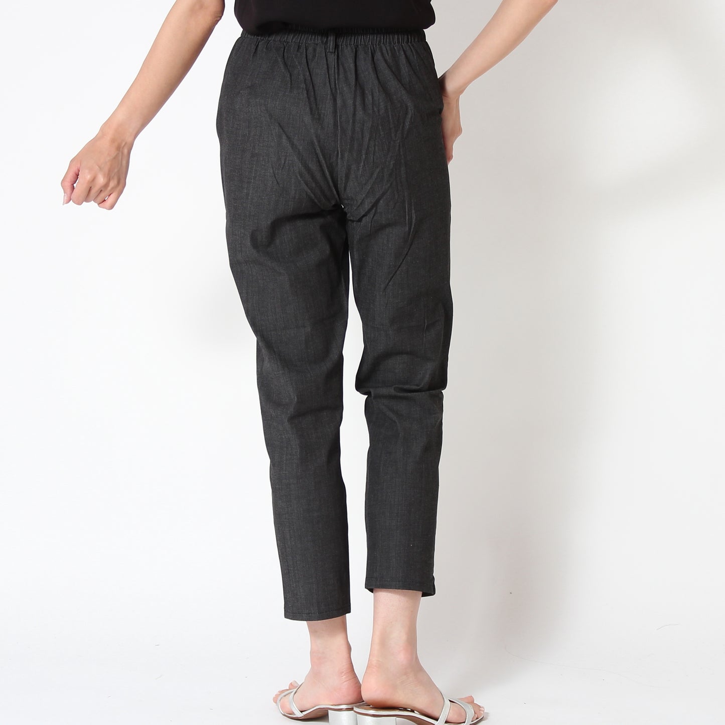 センタープレステーパードパンツ 533227