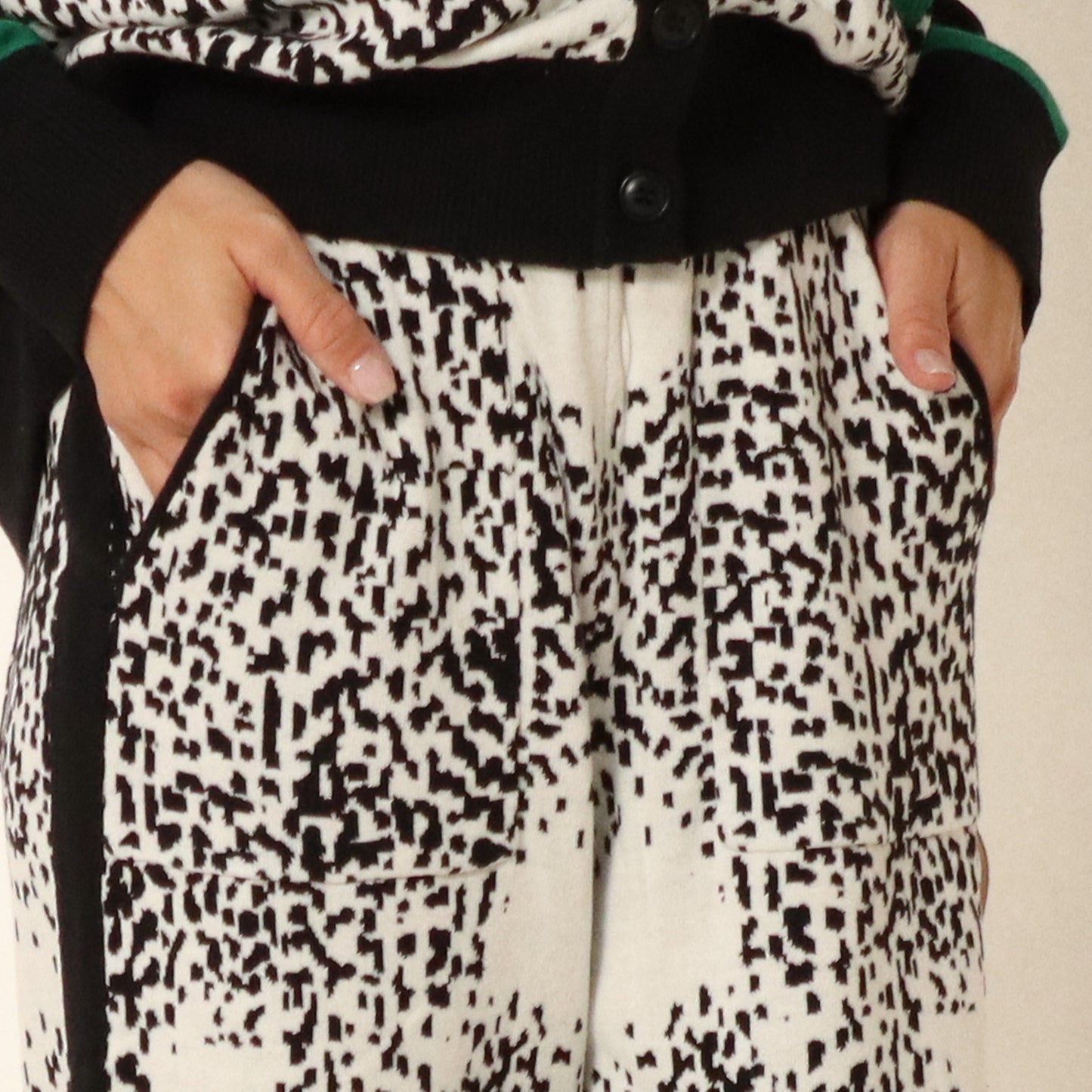 サンドジャガードニットパンツ 23A-3N-2
