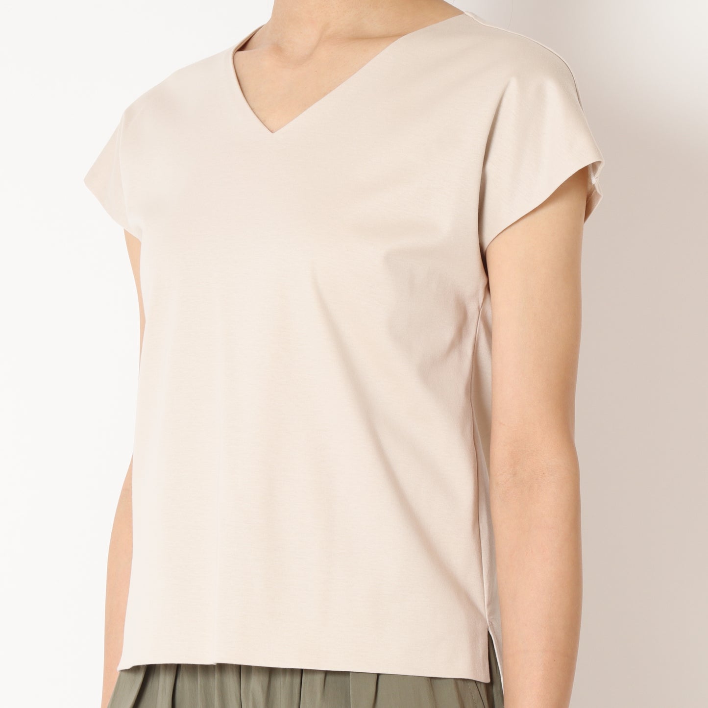 フレンチスリーブVネックTシャツ 80242704