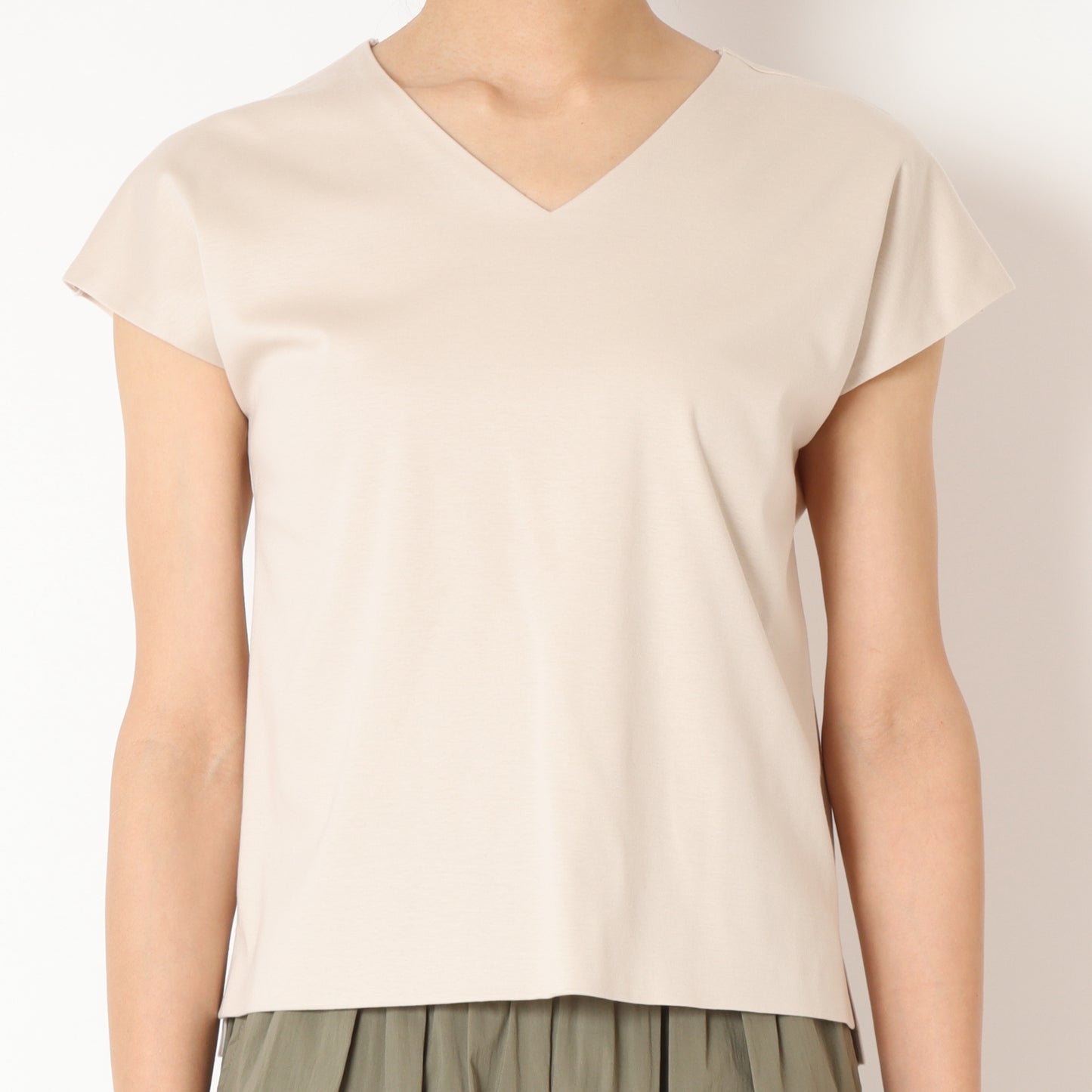 フレンチスリーブVネックTシャツ 80242704