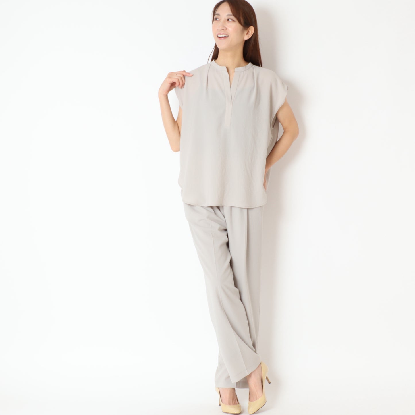 マットサテンタックパンツ P41041IT