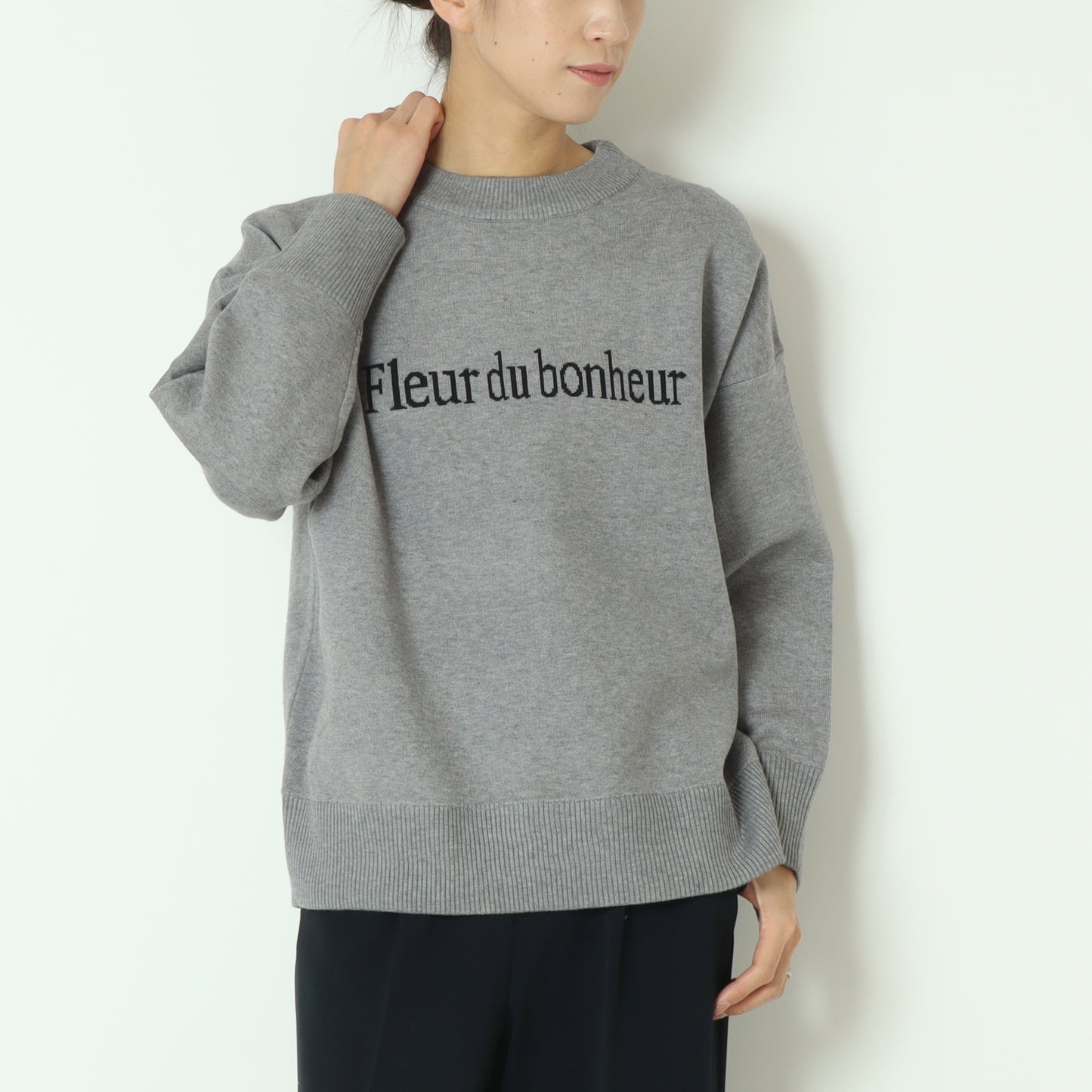 ロゴニットプルオーバー 8544409