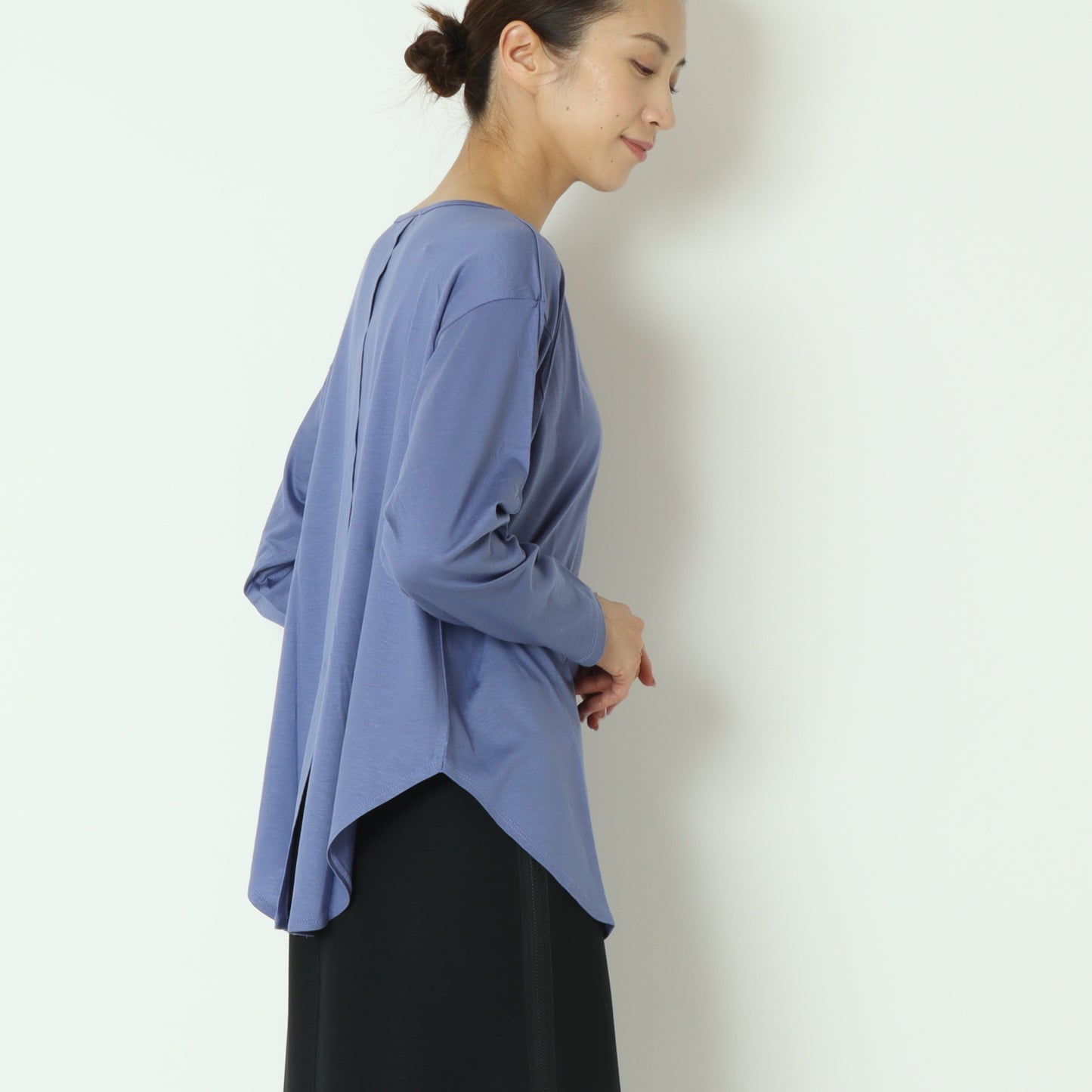 ラウンドネックTシャツ 8441003
