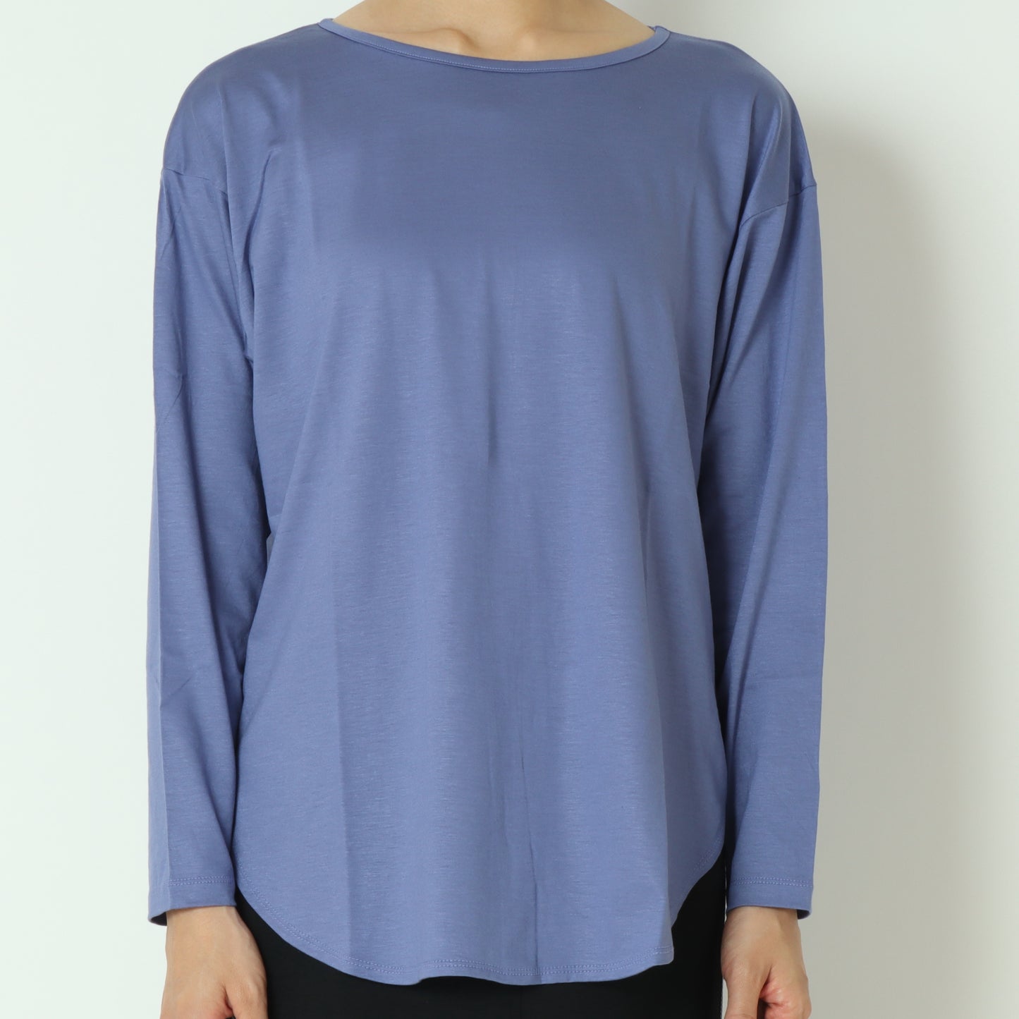 ラウンドネックTシャツ 8441003