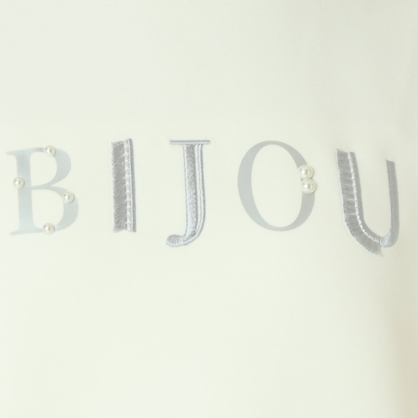 Bijouパールロゴプルオーバー 7441010