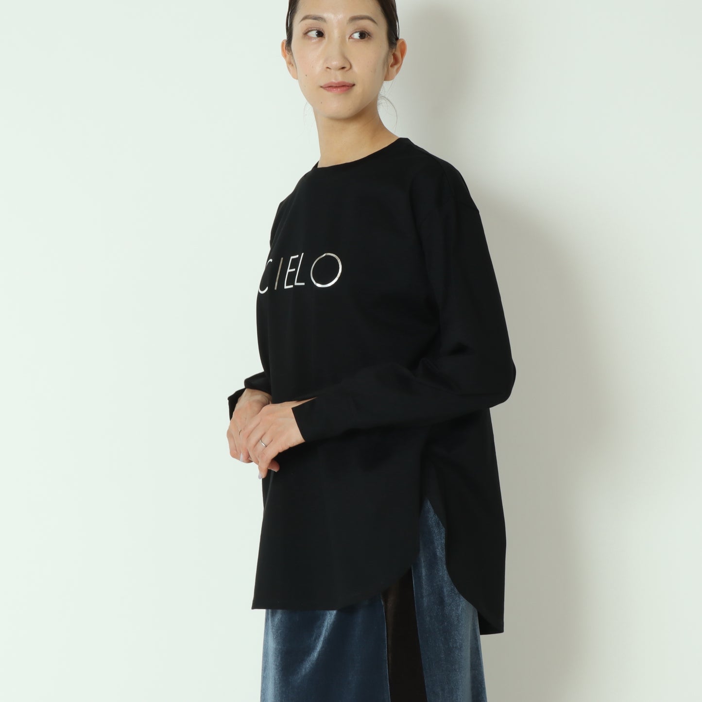 コンプレッションジャージー箔ロゴロングTシャツ 45035516