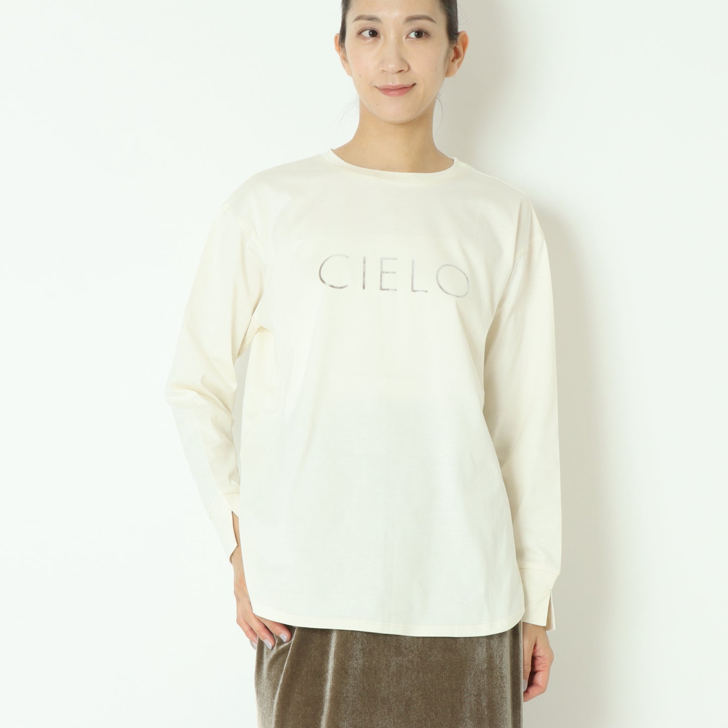 コンプレッションジャージー箔ロゴロングTシャツ 45035516