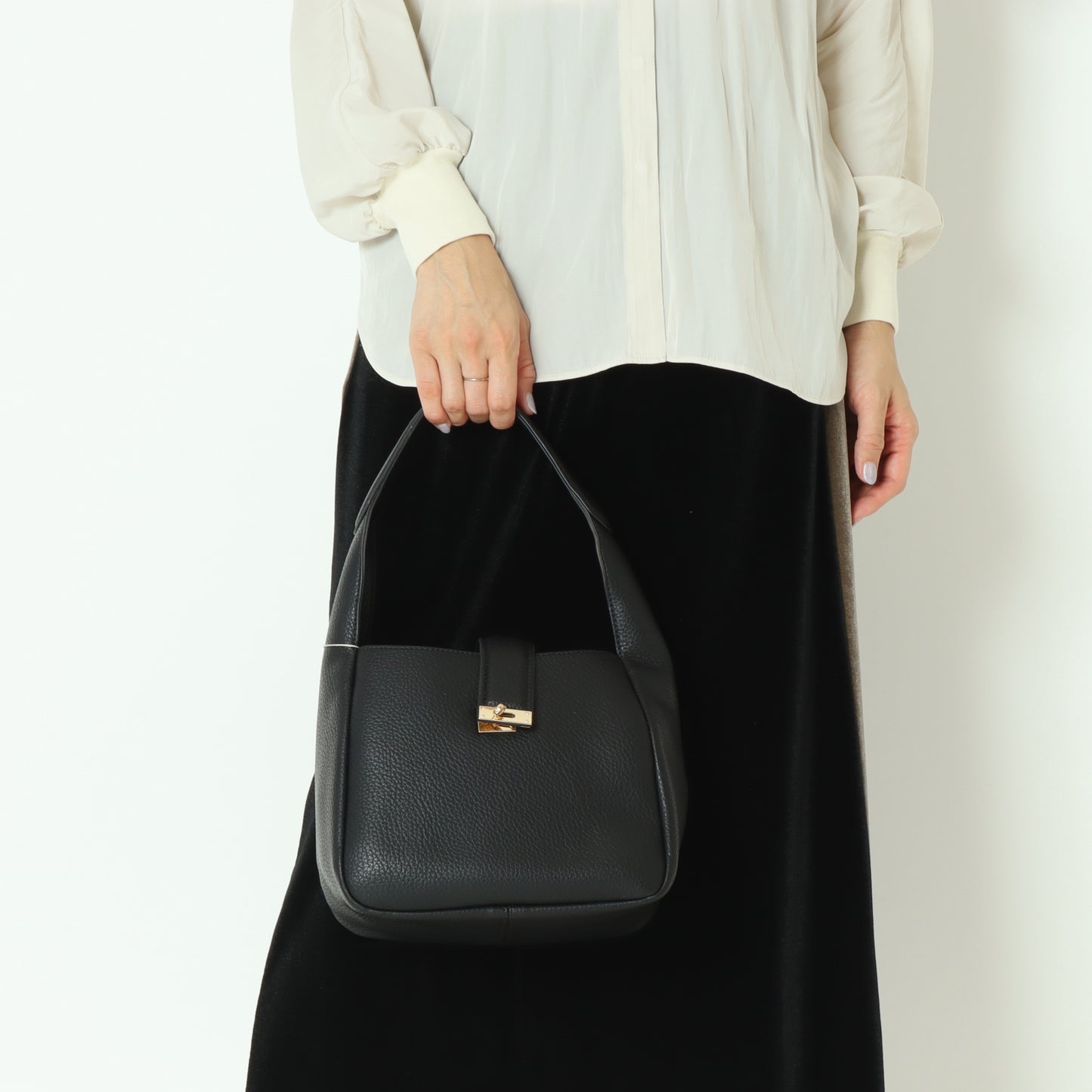 ベルト金具ポイントワンショルダー 100000200