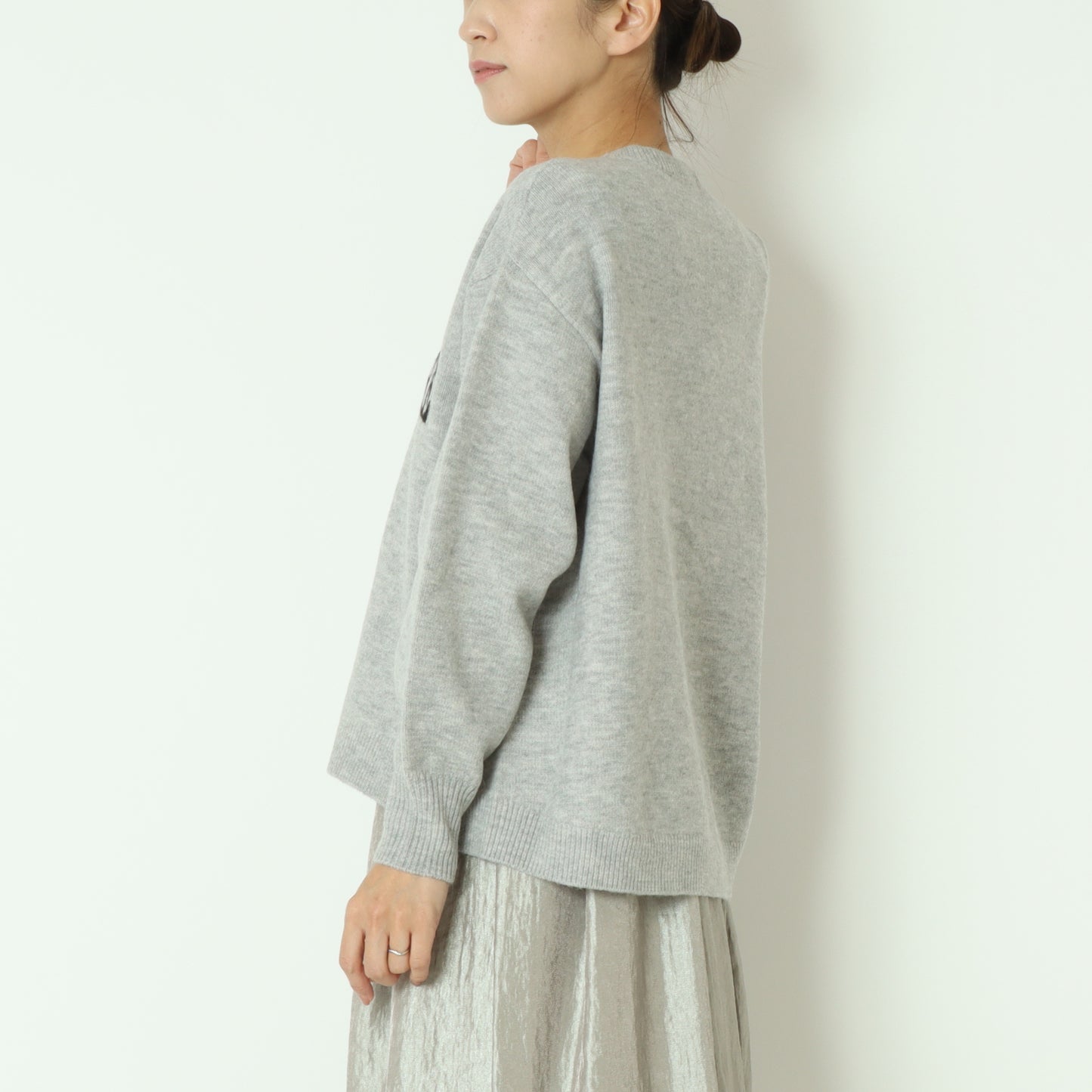 ロゴニットプルオーバー 733689