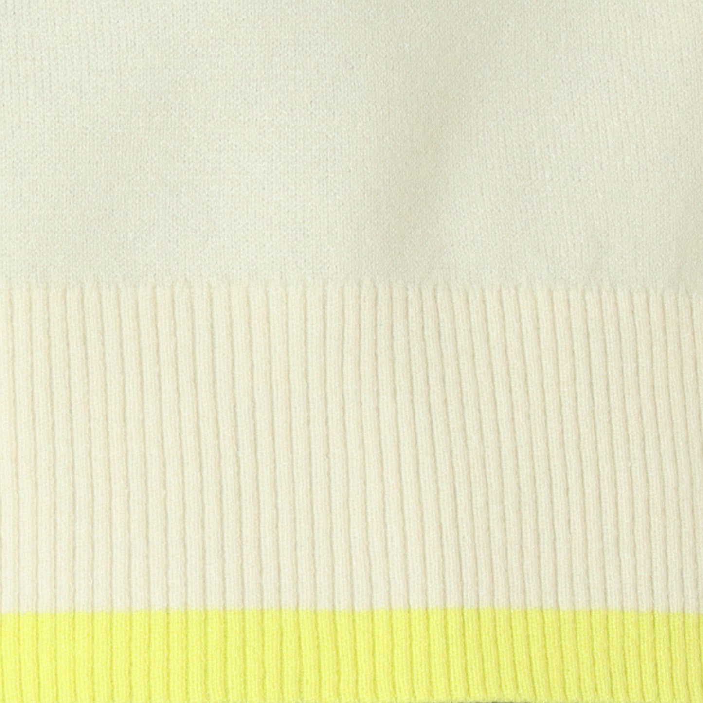 エンボスロゴVネックニット DR242-001