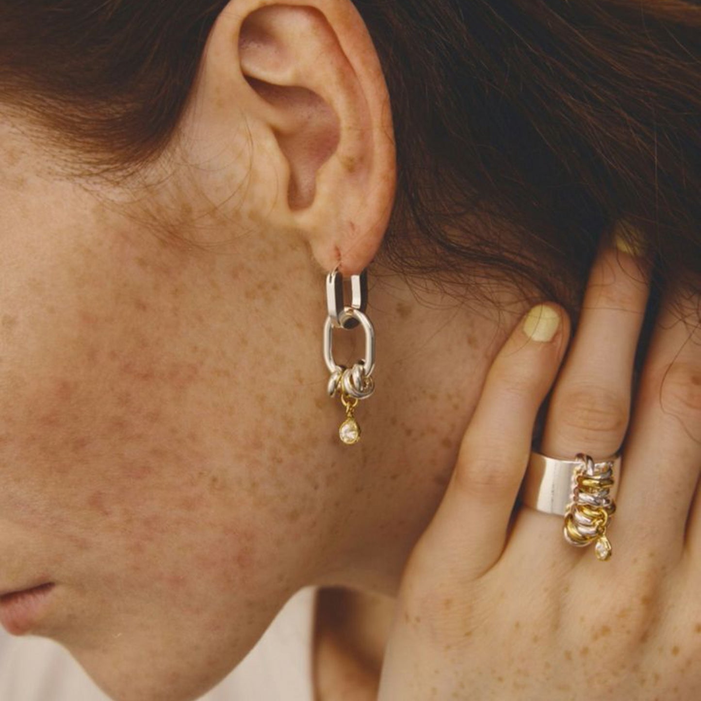 Bijou coil pierced earrings ビジューコイルピアス 245-220104