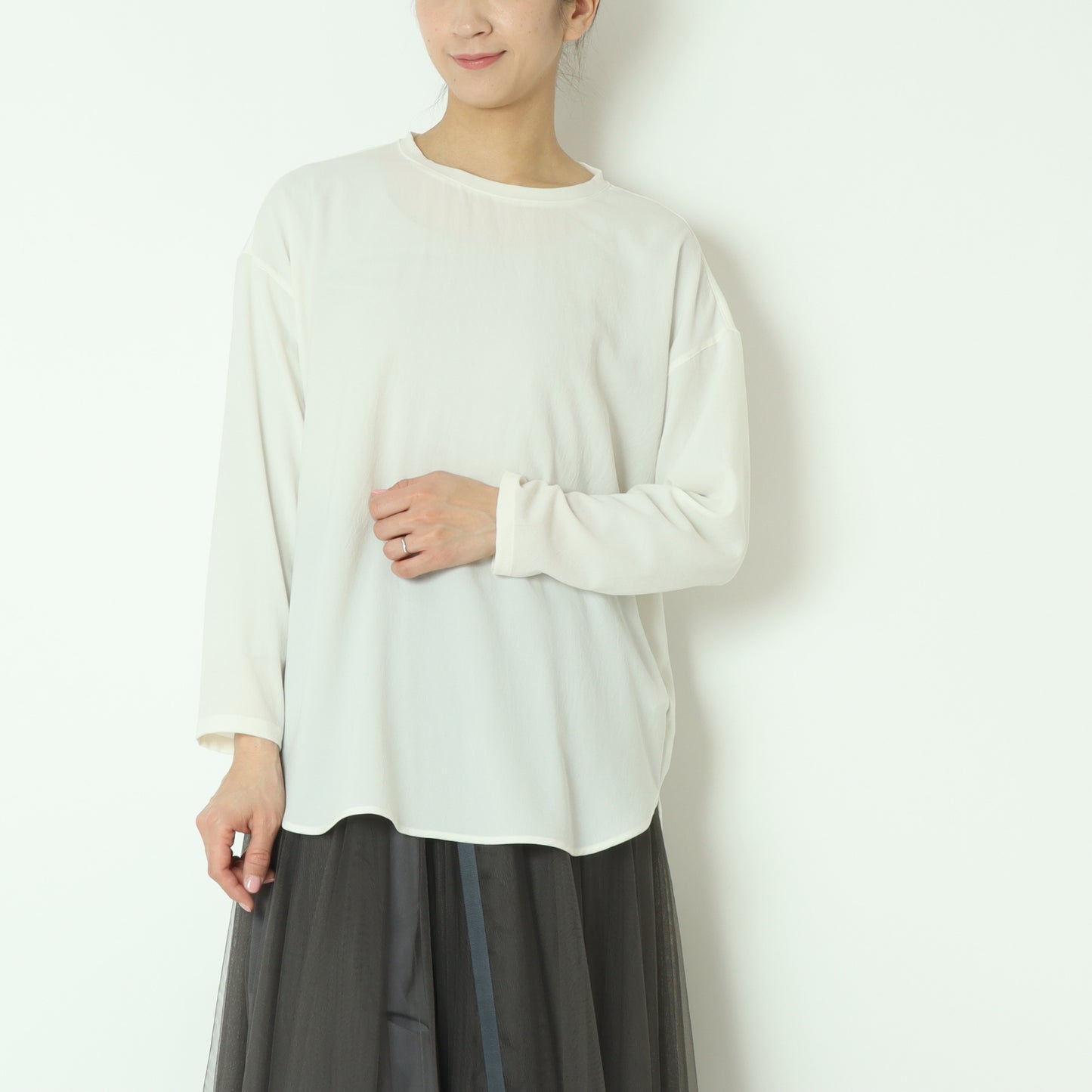 ストレッチシフォンプルオーバーブラウス 80254715
