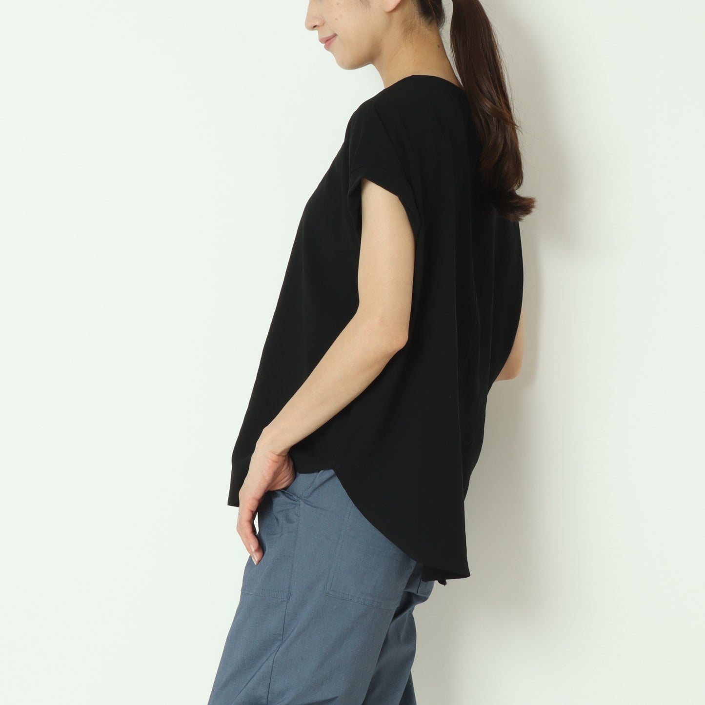 ストレッチシフォンバックスリット半袖ブラウス 80242204