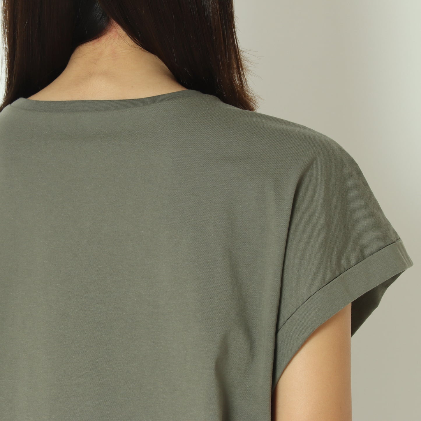 80255311 サイドゴムシャーリングTシャツ