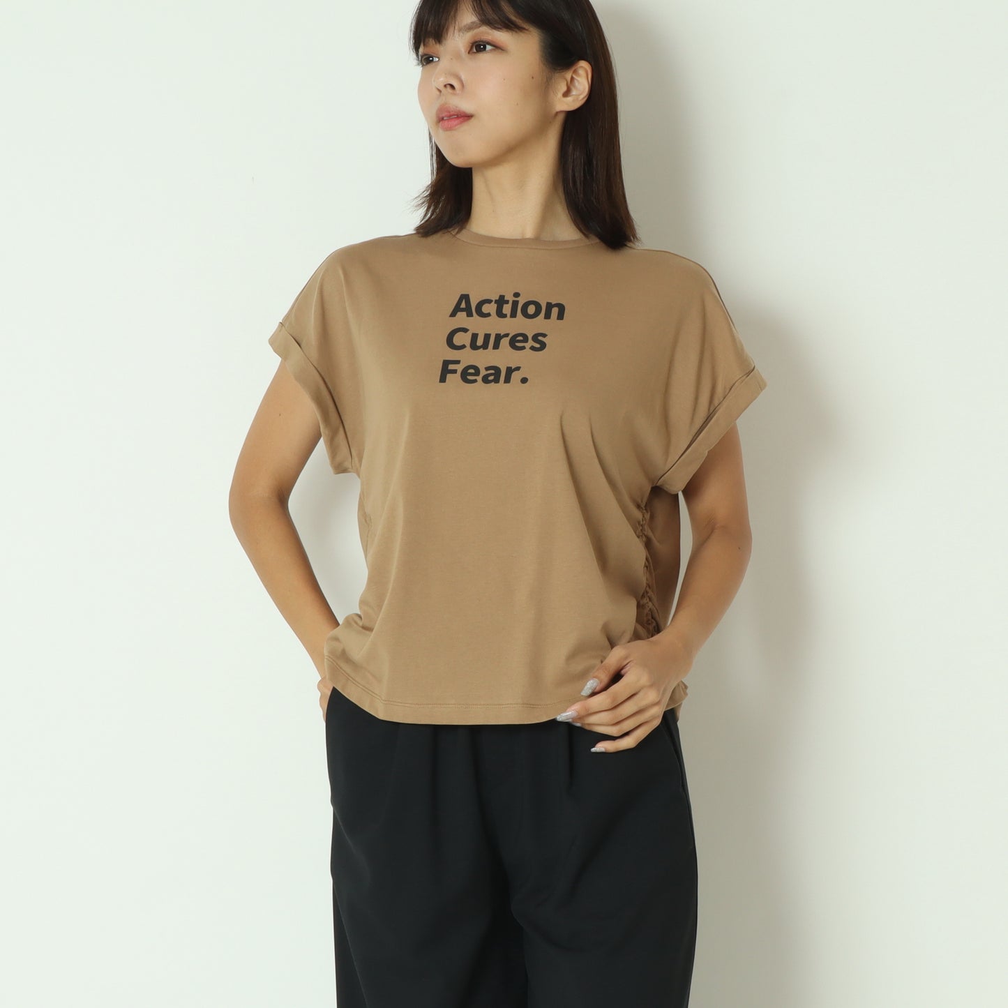 80255311 サイドゴムシャーリングTシャツ