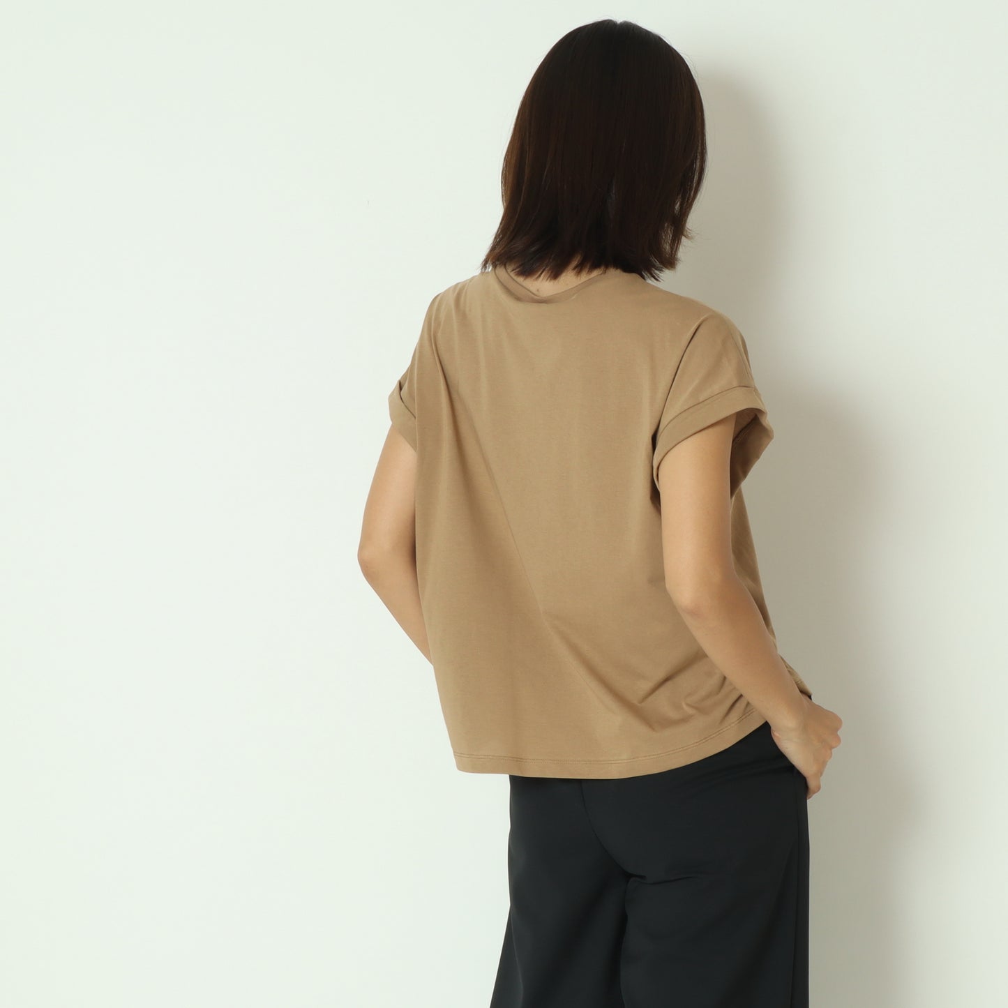 80255311 サイドゴムシャーリングTシャツ