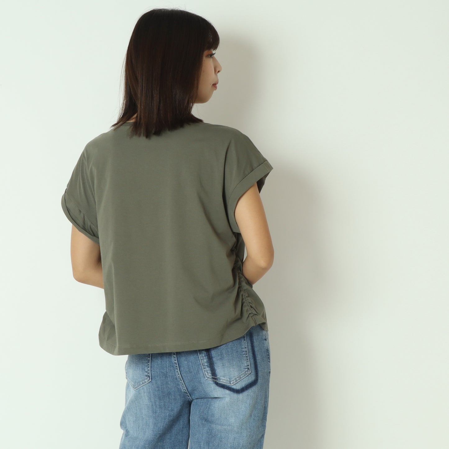 80255311 サイドゴムシャーリングTシャツ