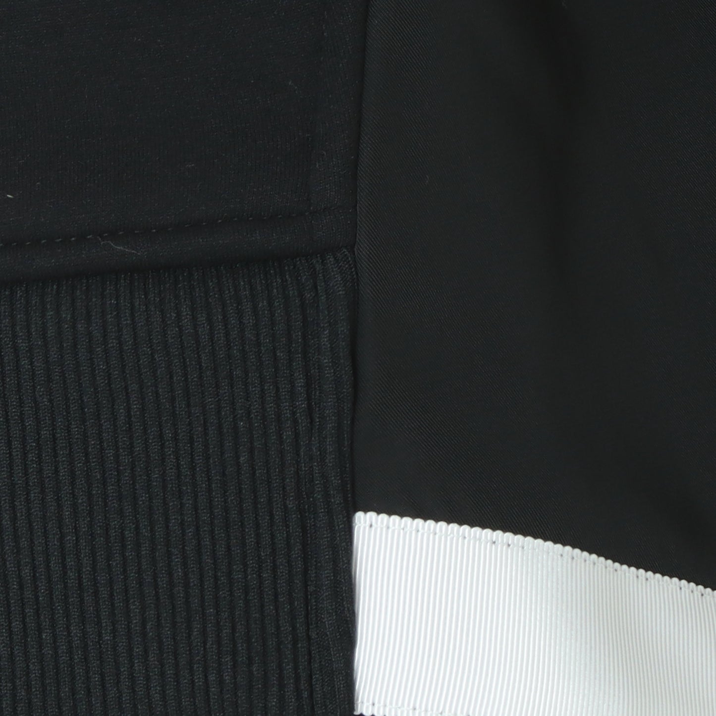 ボンディング切り替えフードパーカー 511917