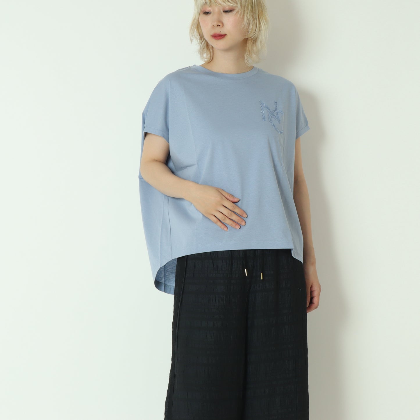ラインストーンロゴカットソー623716