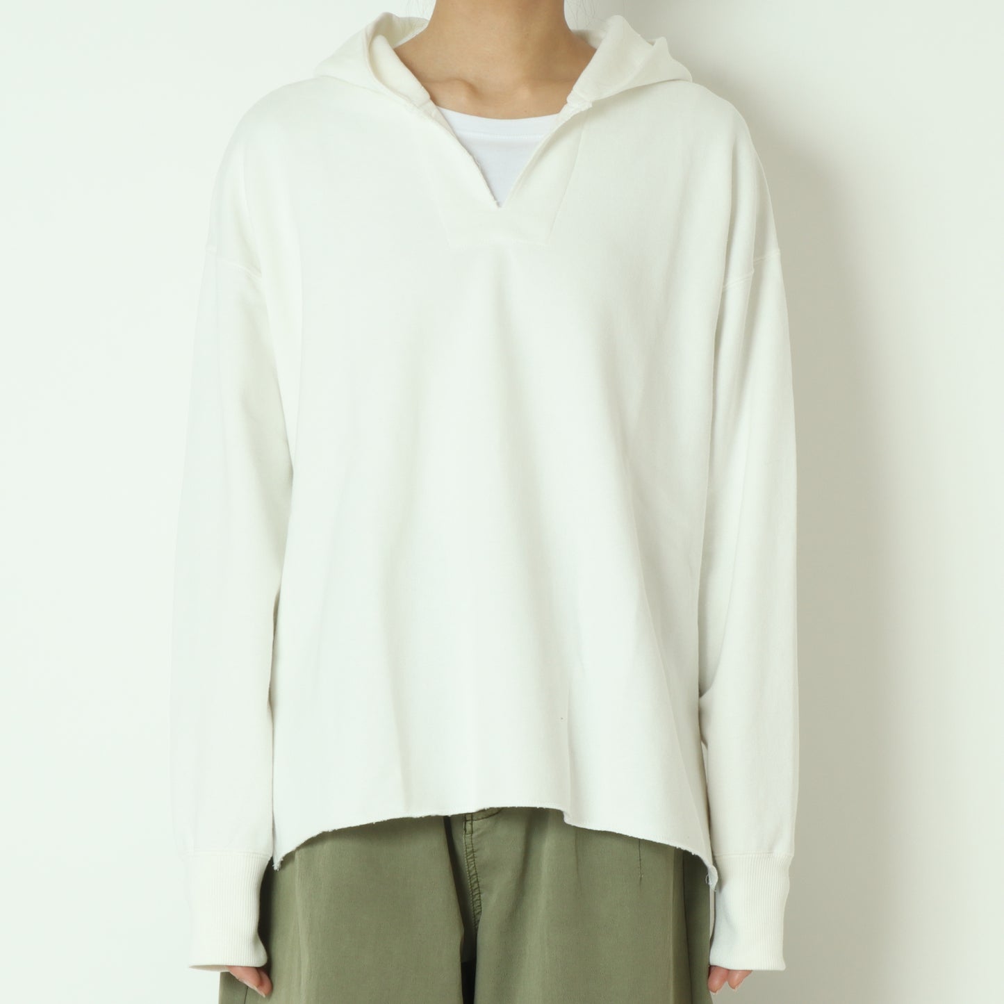 セーラーカラースウェットシャツ BO25-919T