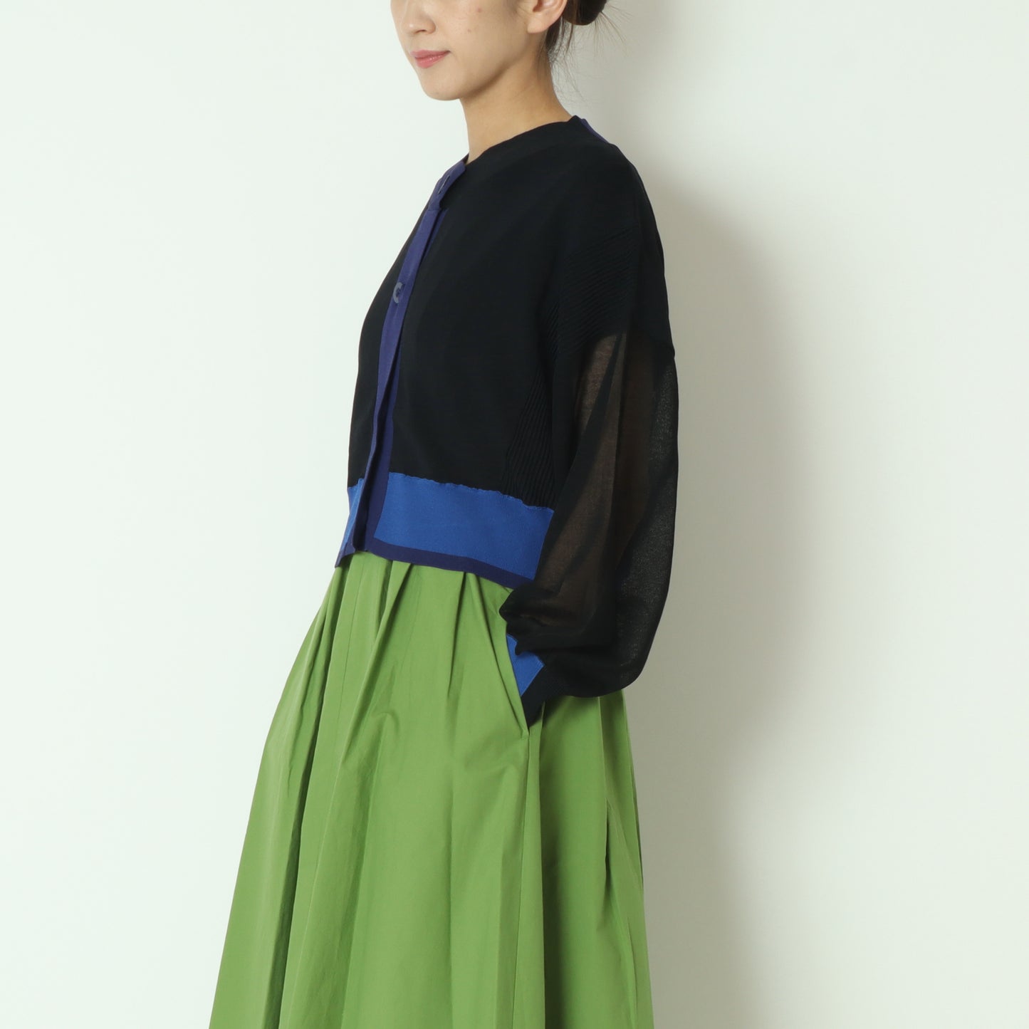 カラーブロックショートカーディガン 1252-09001