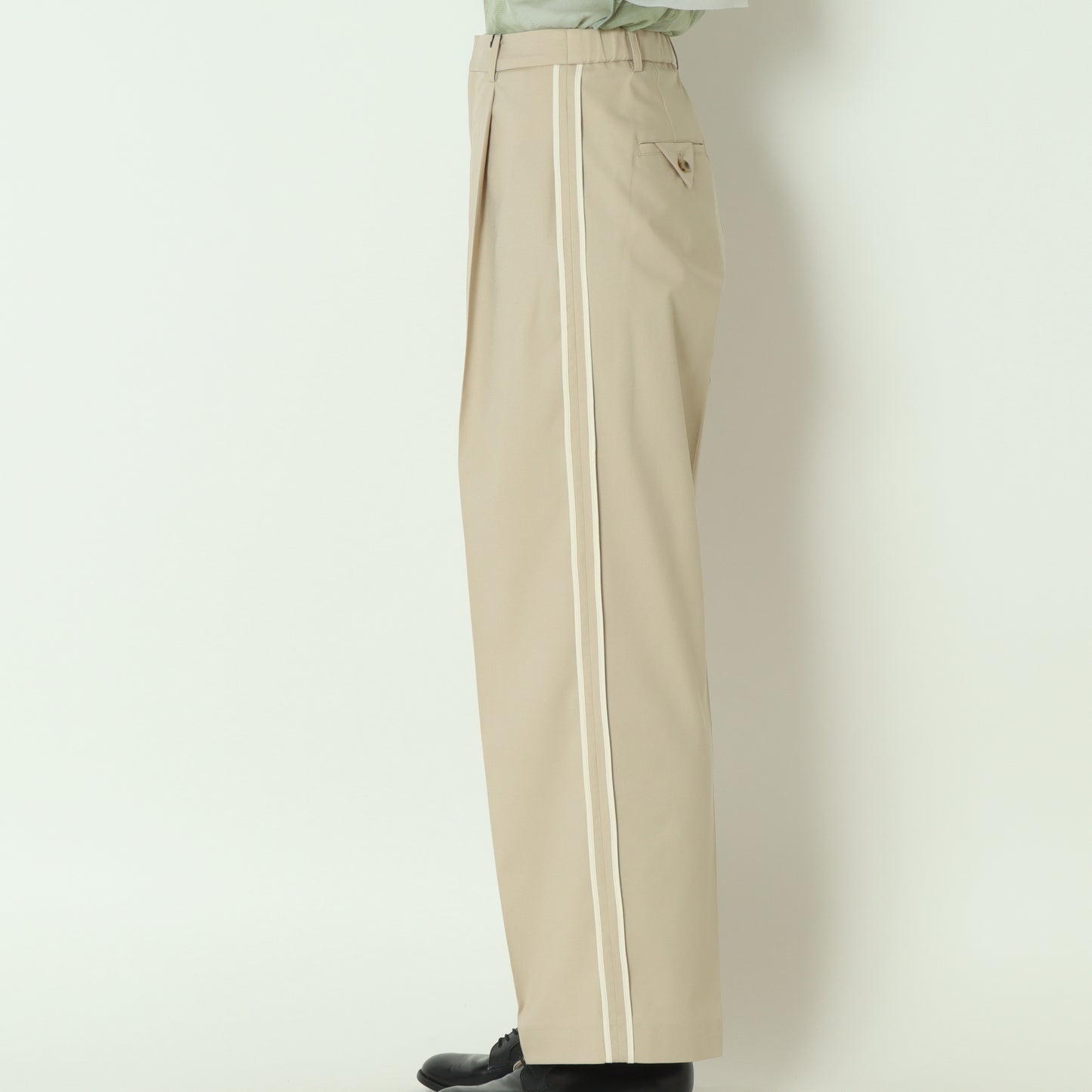 サイドライン ストレッチツイル パンツ 251A1305