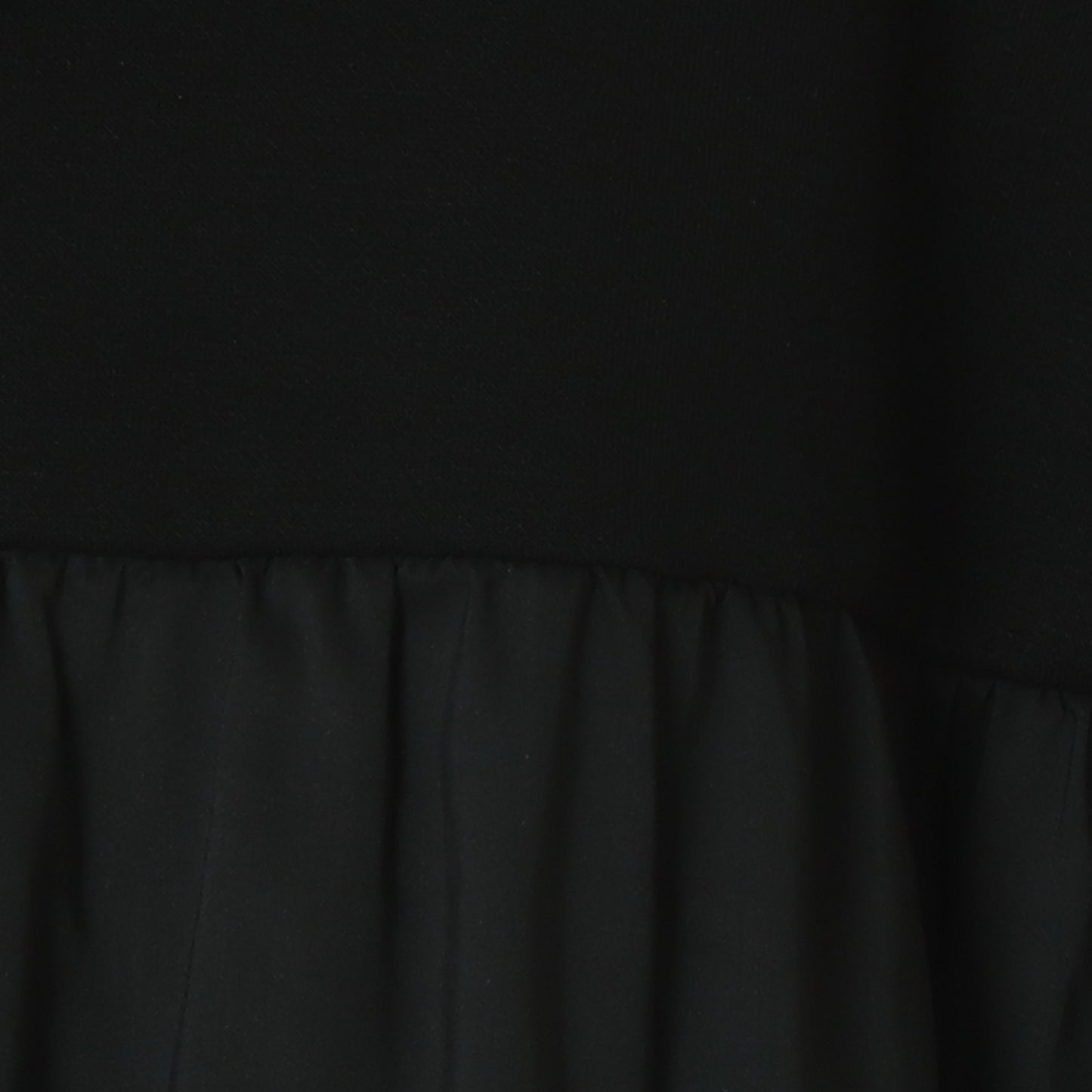 異素材切替フーディーワンピース 532110