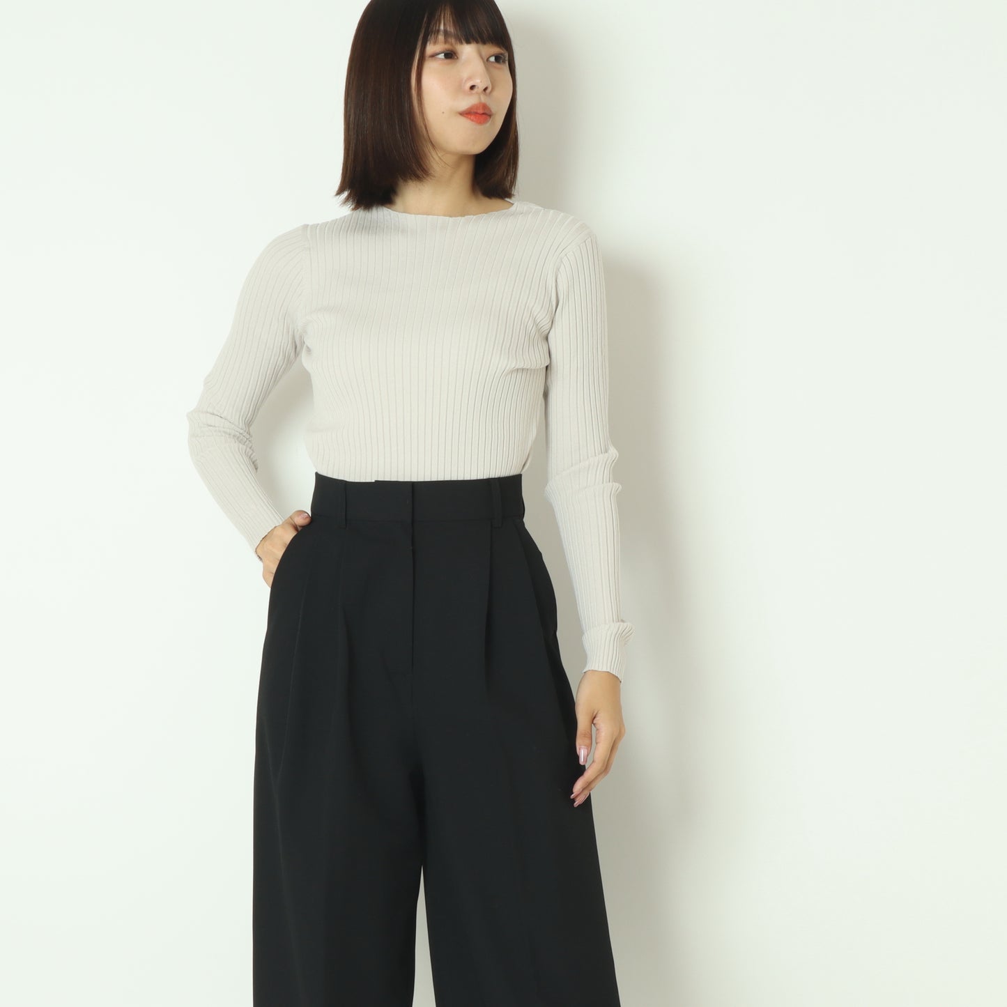ストレッチリブクルーネックセーター 70534G