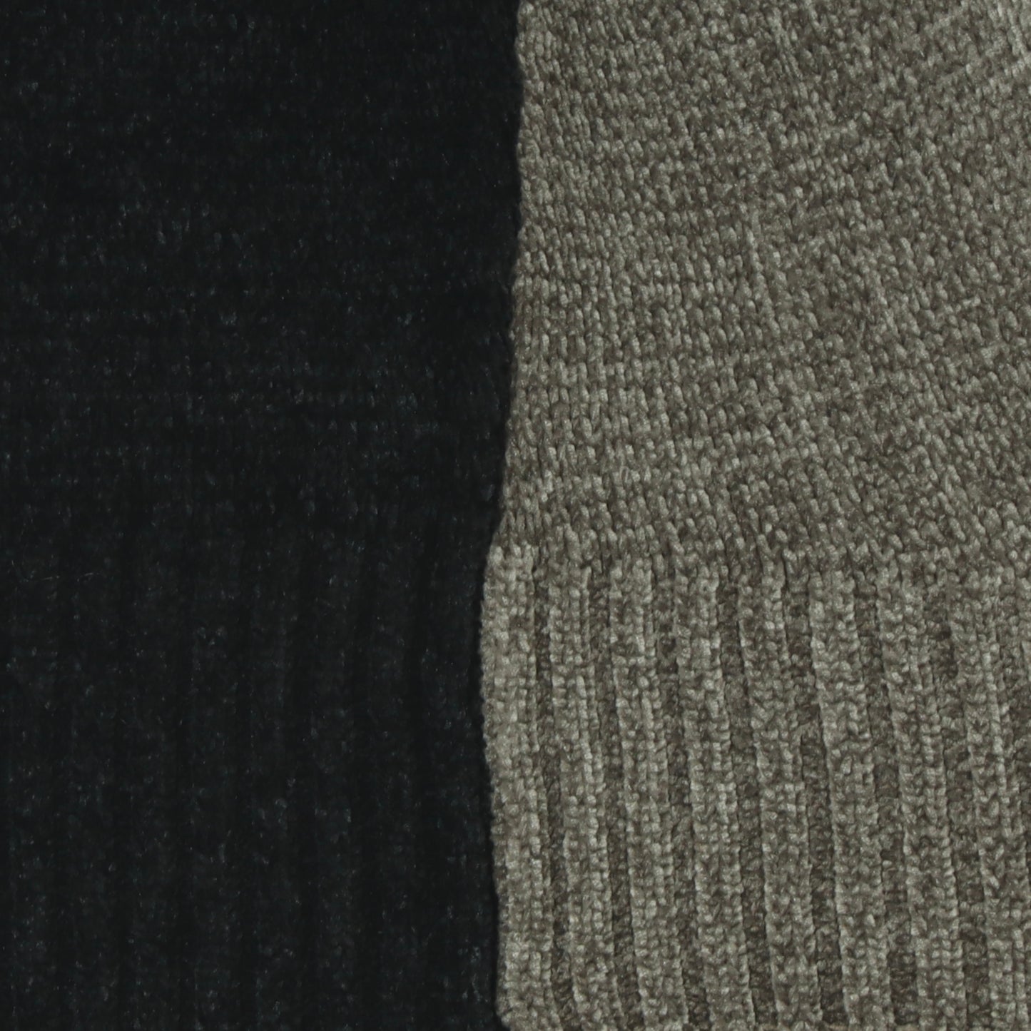 モール配色ハイネックニットプルオーバー 523819