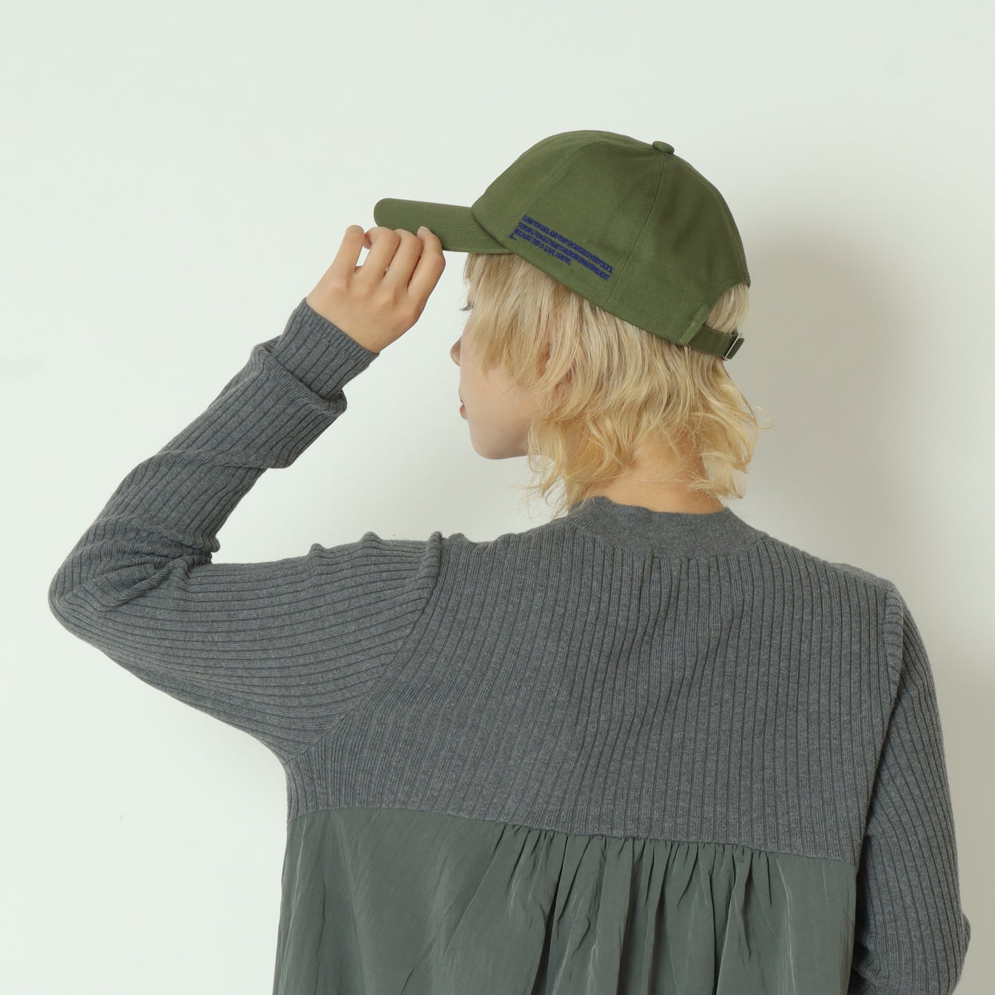 ベアロゴ刺繍ベースボールキャップ 0600110253