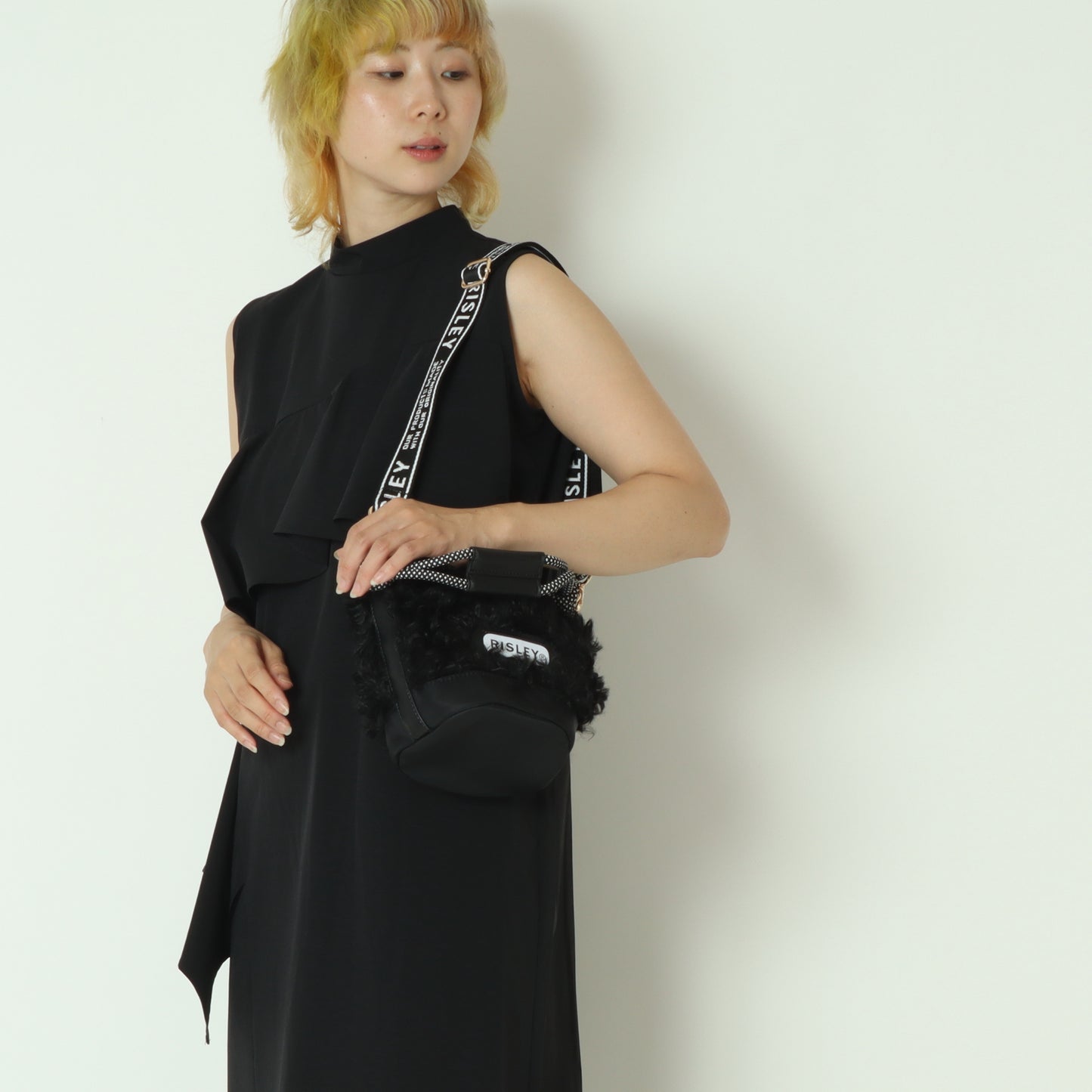 RISLEY×OUTDOORバスケットファーバッグ R2503BFB38