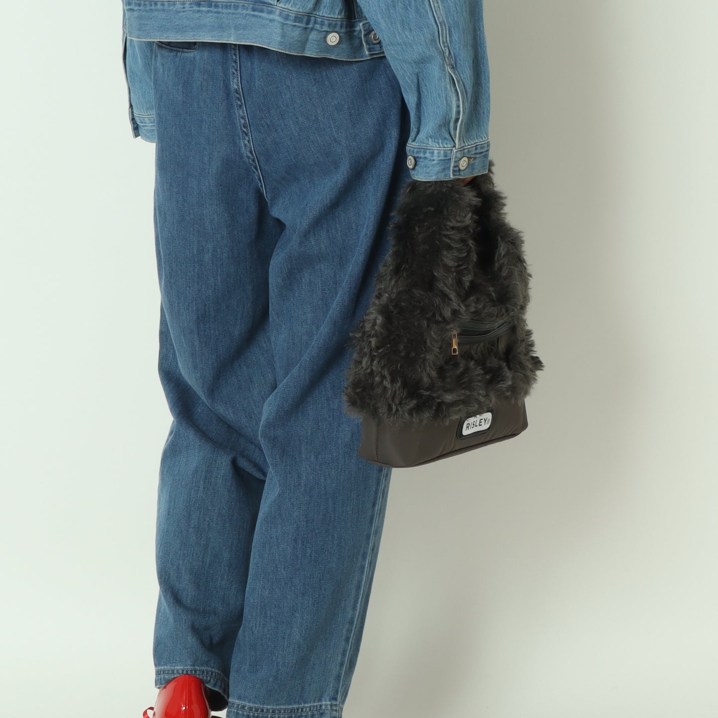 RISLEY×OUTDOORトライアングルファーバッグ R2503TFB39