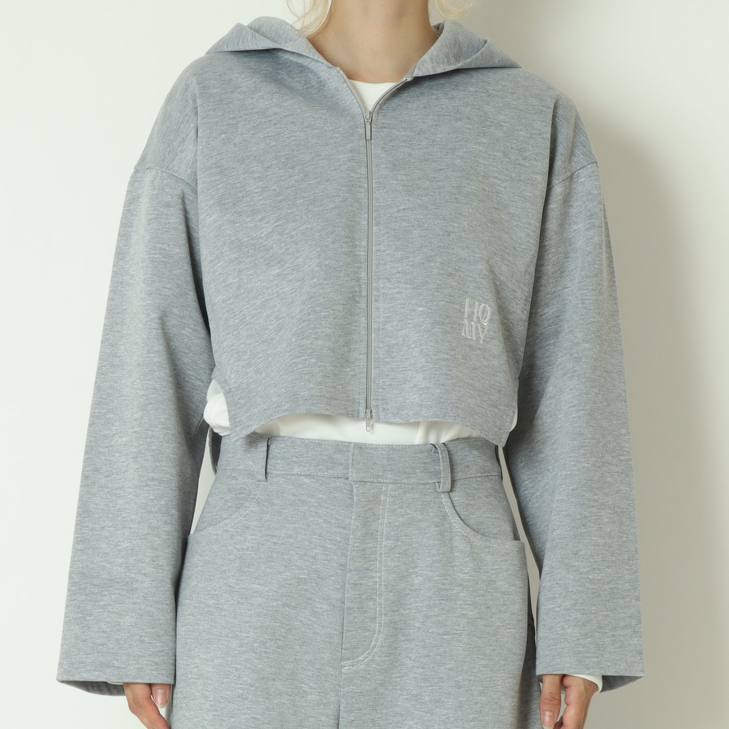 ダンボールニットショート丈パーカー 252A3304