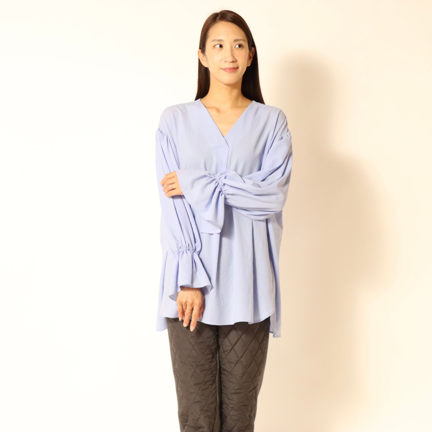 ストレッチシフォンワイドVネックブラウス 809408