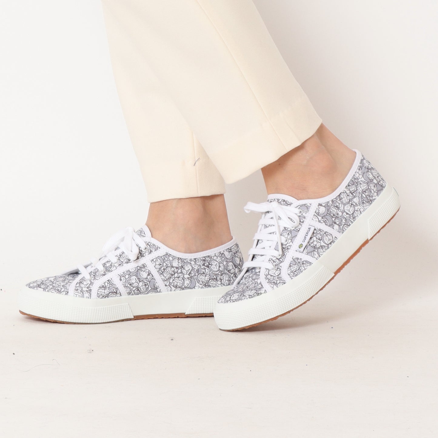 スペルガ ドラえもん コラボ 2750 スニーカー SUPERGA 2750 I'M DORAEMON
31-3A4138