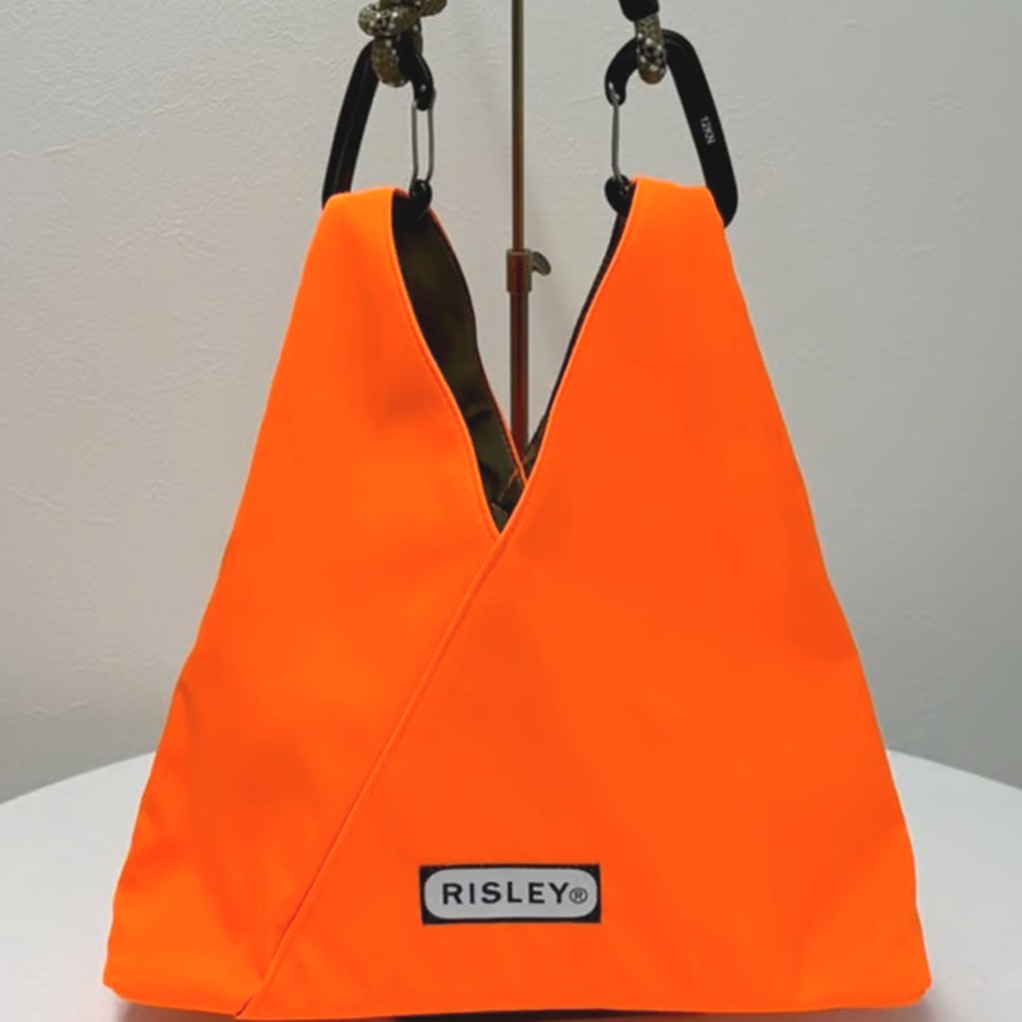 RISLEY×OUTDOORトライアングルミニフリルバッグ R2501TFB37