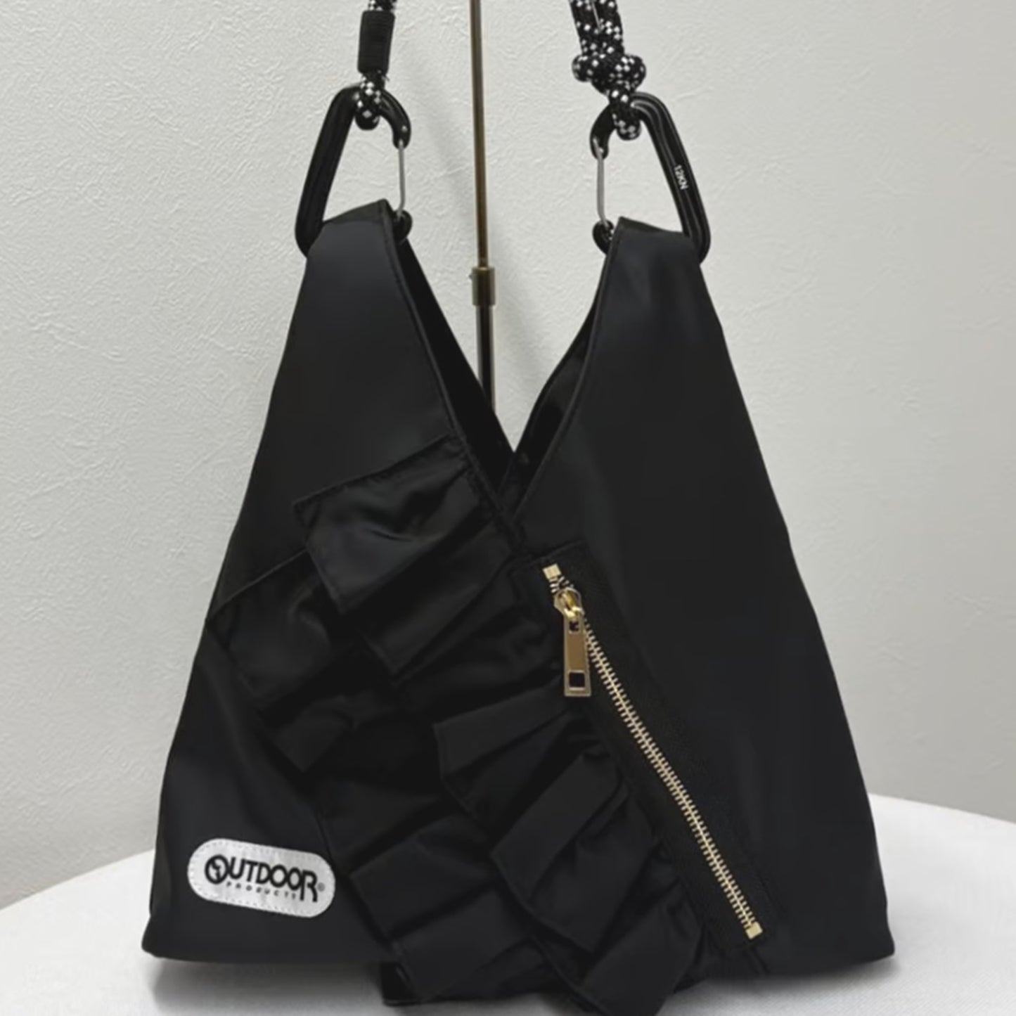RISLEY×OUTDOORトライアングルミニフリルバッグ R2501TFB37