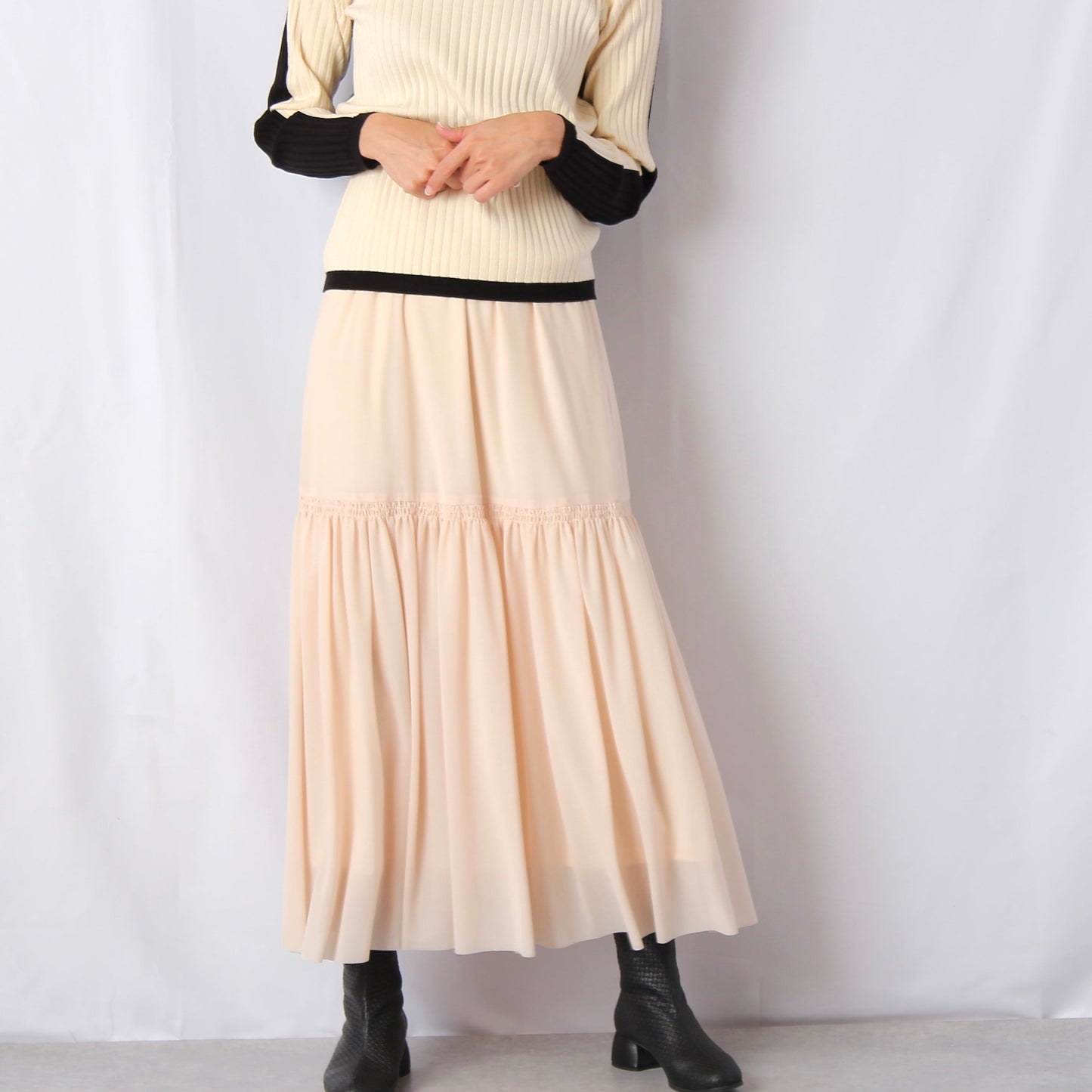 CHIGNOIN シアーティアードスカート 2722-324BT