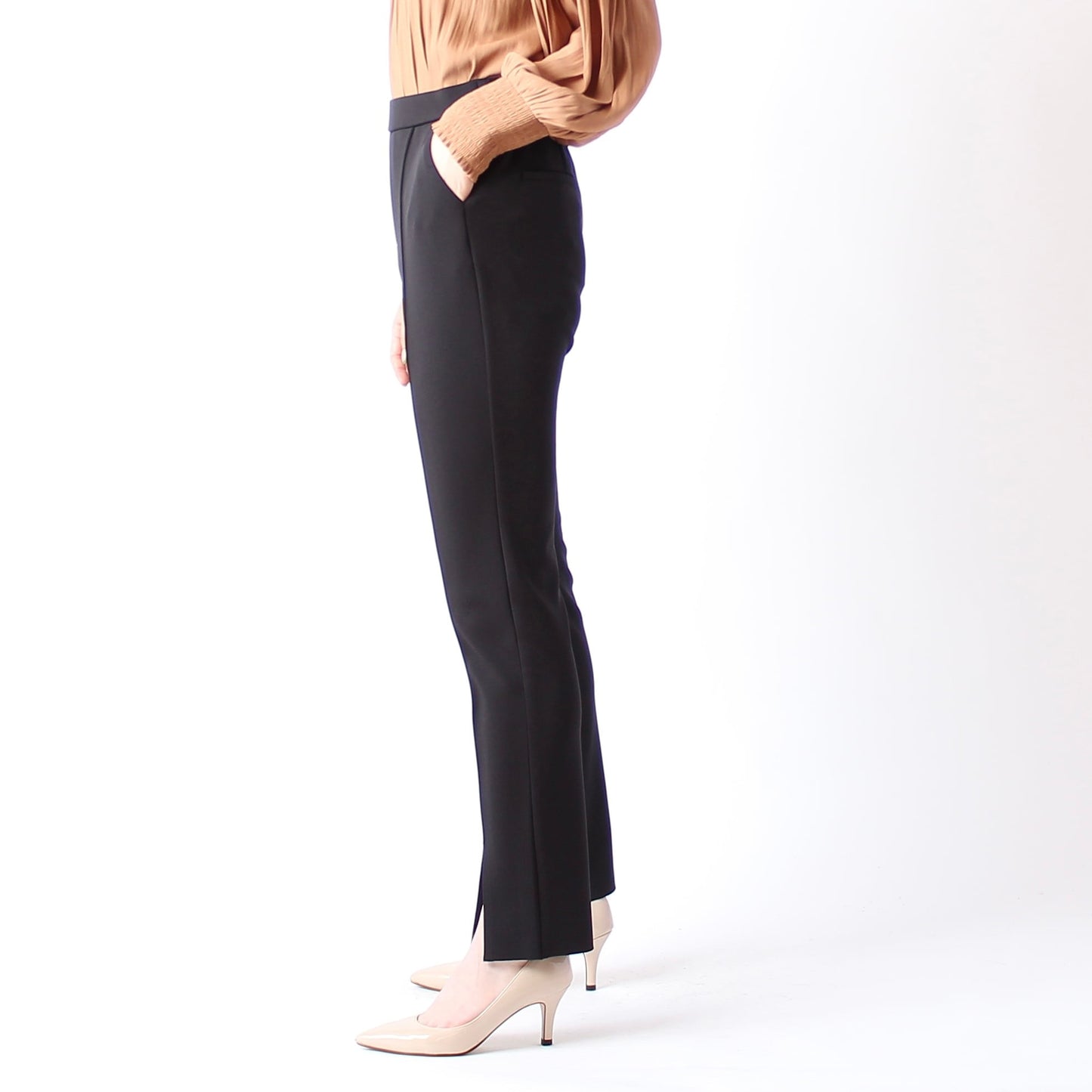 フロントスリットセンタープレスパンツ 231636 231636