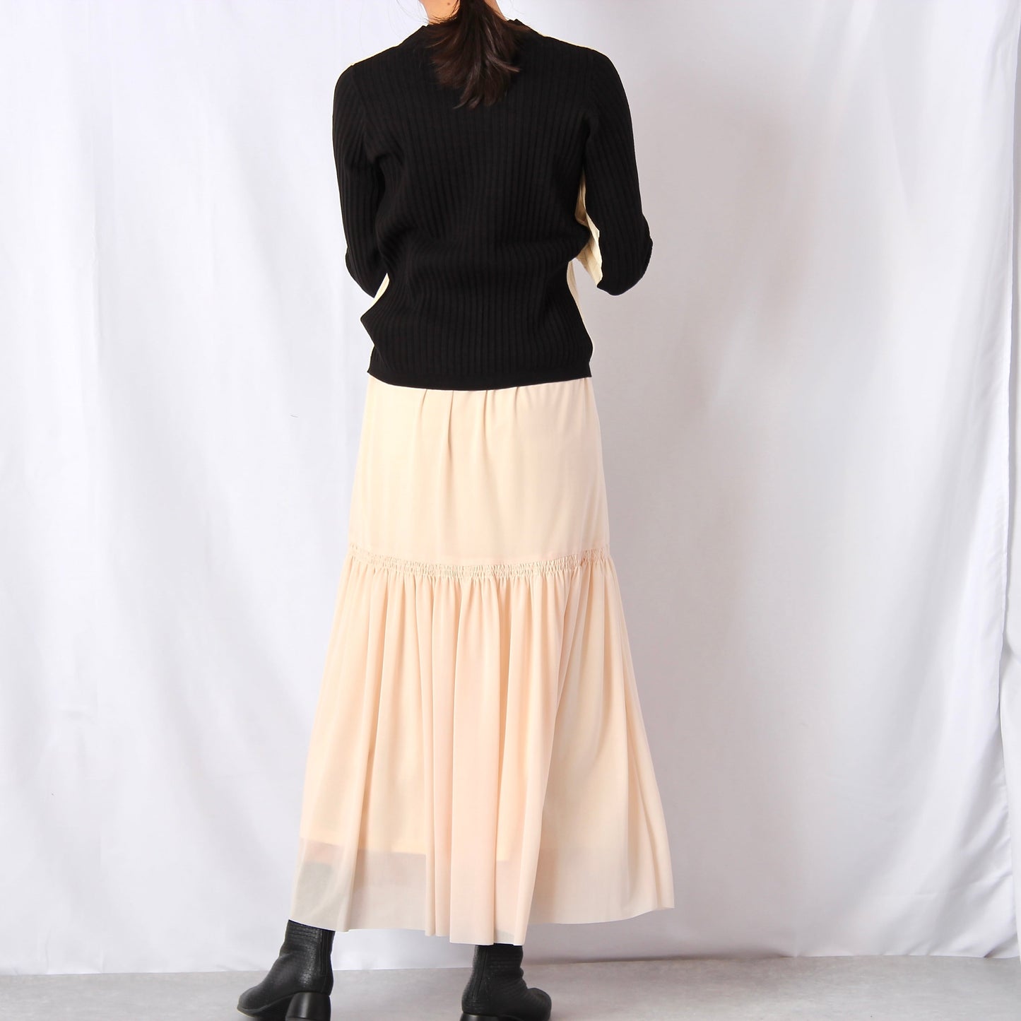 CHIGNOIN シアーティアードスカート 2722-324BT