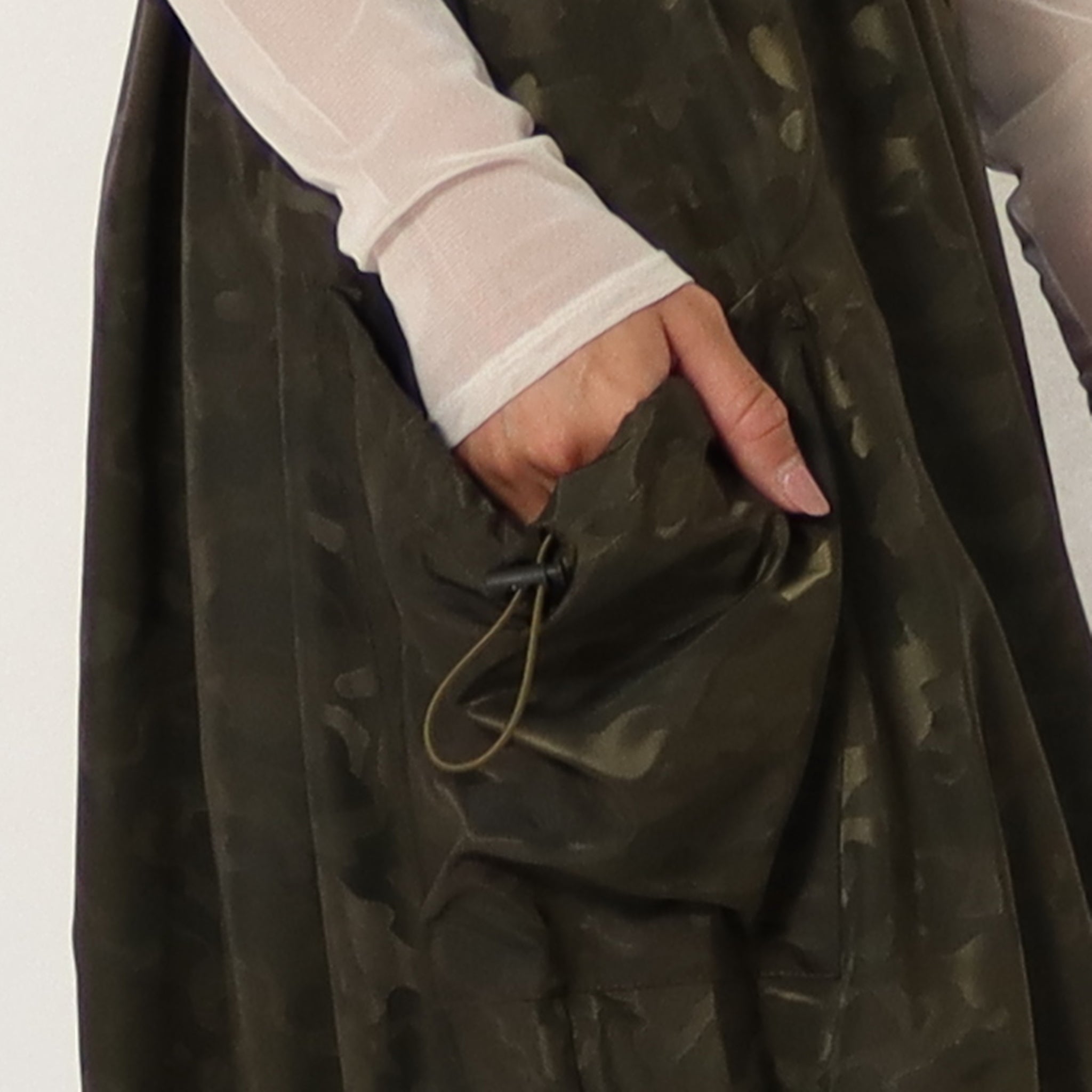 カモフラージュタフタポケット裾ギャザースカート 35296013 – DUBARRY