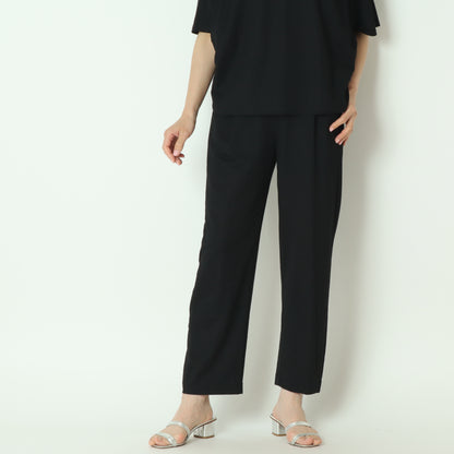イージーテーパードパンツ　20255700