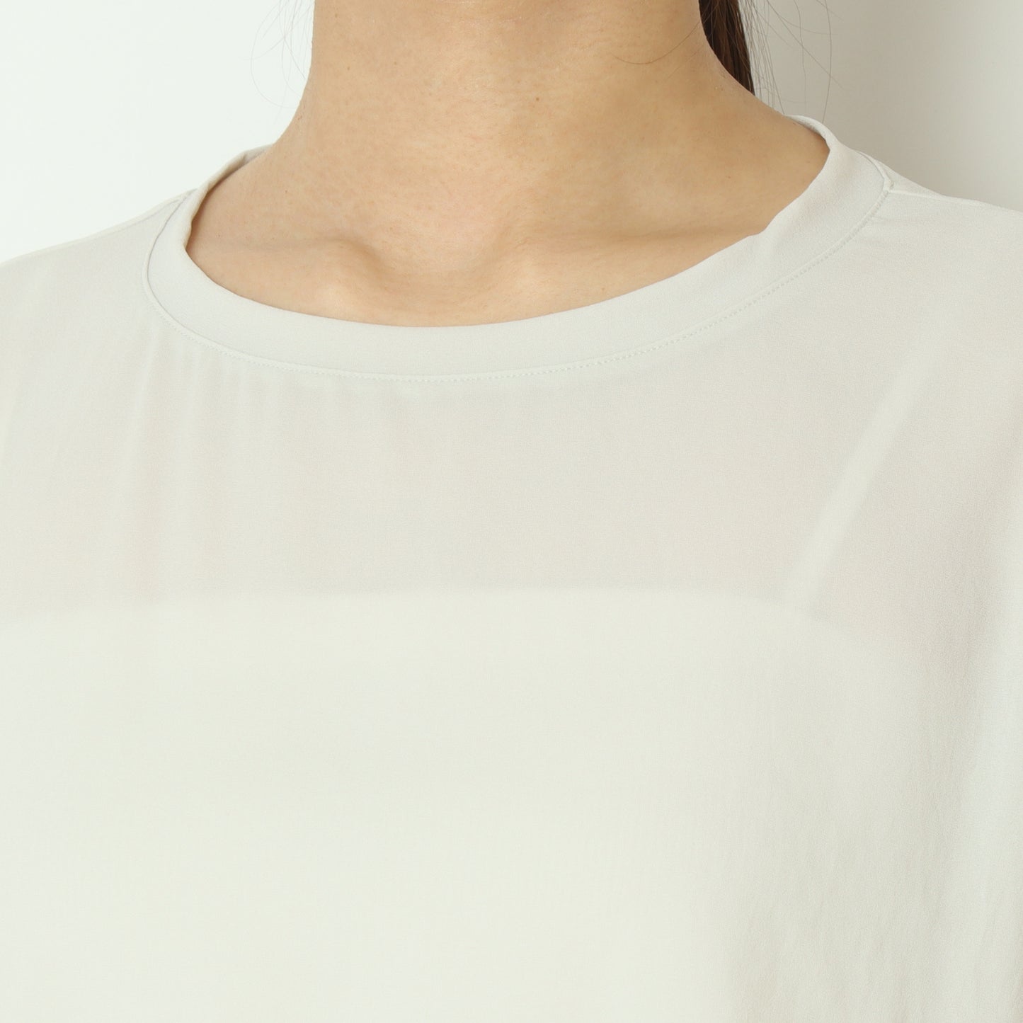 ストレッチシフォン半袖ブラウス　80242201