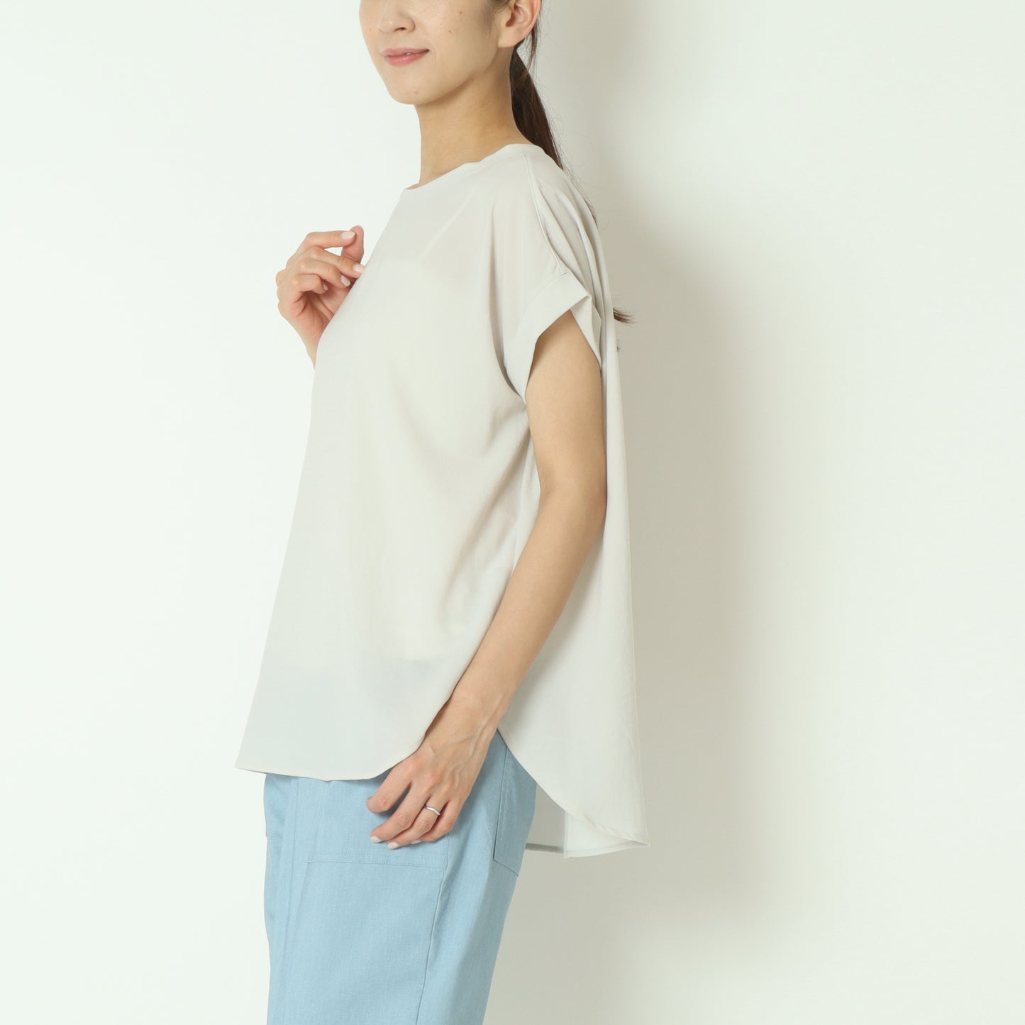 ストレッチシフォンバックスリット半袖ブラウス　80242204