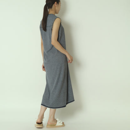 深Vネックニットワンピース　255LU0058