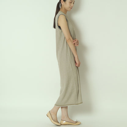 深Vネックニットワンピース　255LU0058