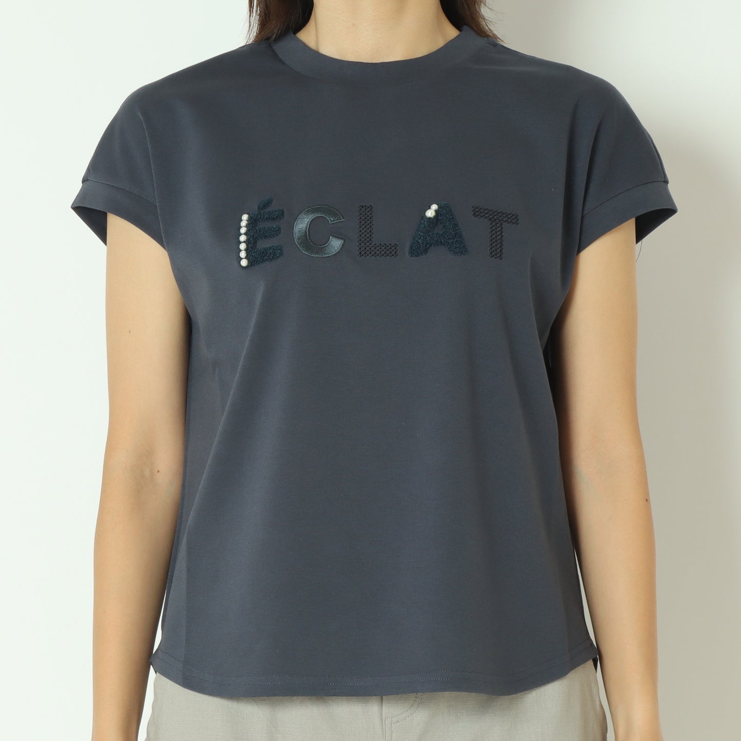 フレンチスリーブパールロゴTシャツ  7521003