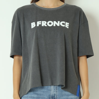 511934 フロントロゴTシャツ