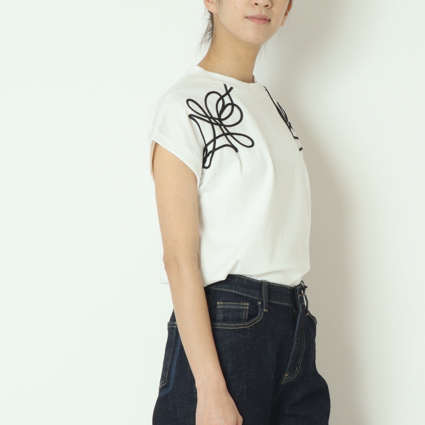 コードエンブロイダリーTシャツ　MGCT25061-S